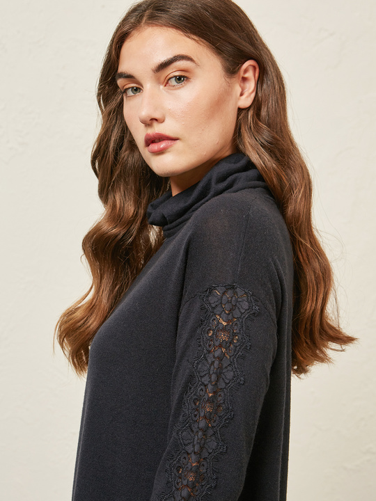 Elenamiro&nbsp;: Chandail avec dentelle sur les manches Bleu_1