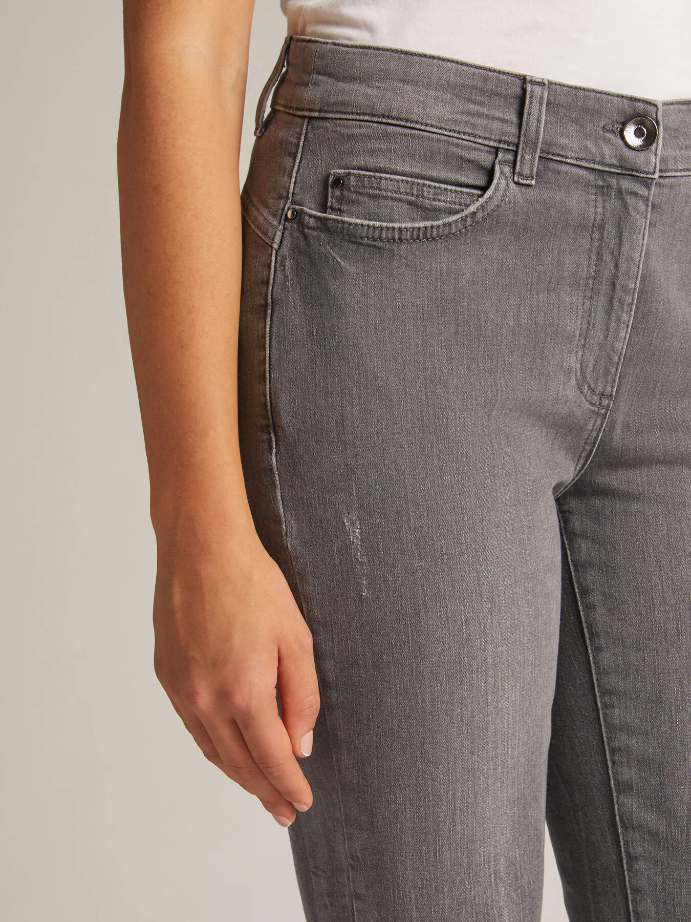 KICK FLARE JEANS, STRETCH DENIM 9.5 OZ image number 4