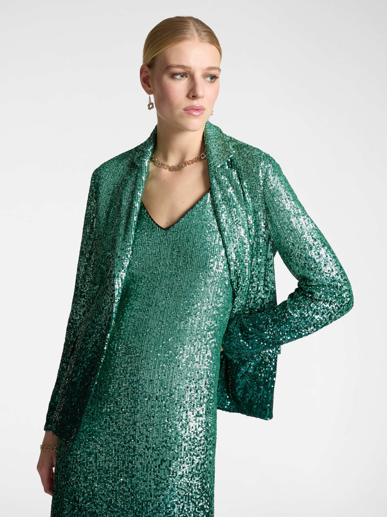 Blazer enti&egrave;rement &agrave; paillettes image number 0