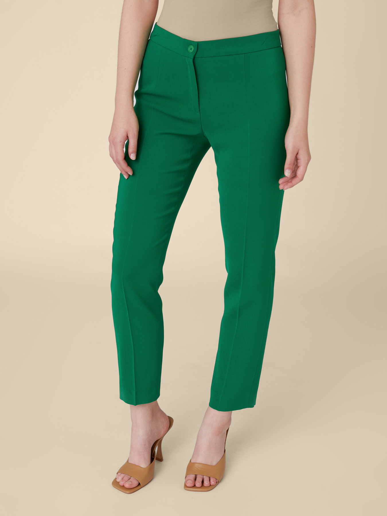 R&Ouml;HRENHOSE AUS CADY image number 5