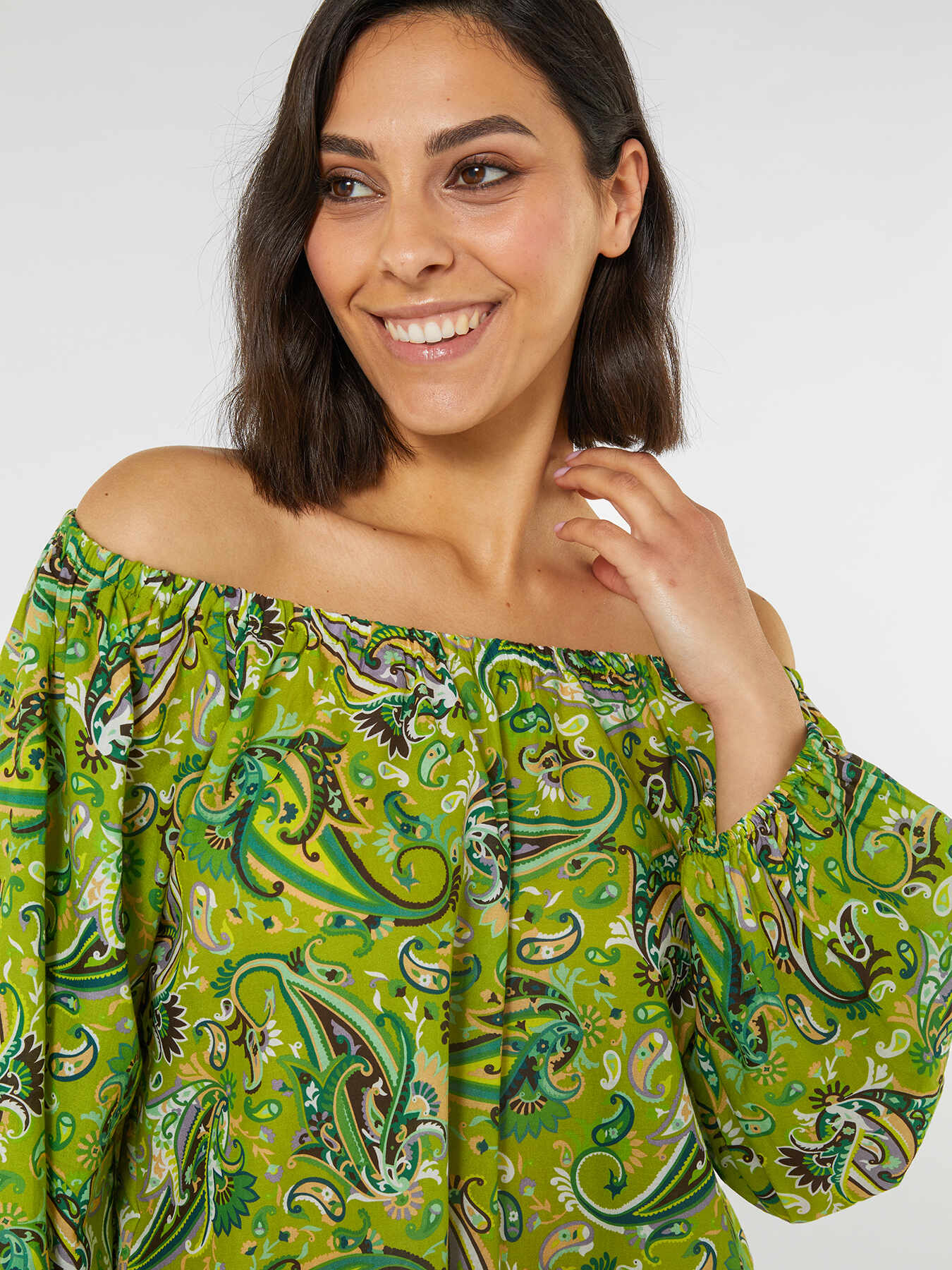 Bedruckte schulterfreie Bluse image number 3