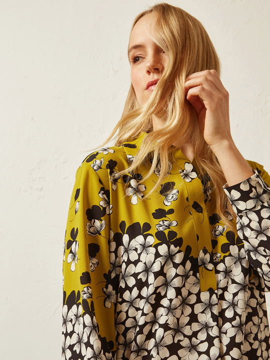 Elenamiro&nbsp;: Blouse avec imprim&eacute; &agrave; fleurs Noir_1