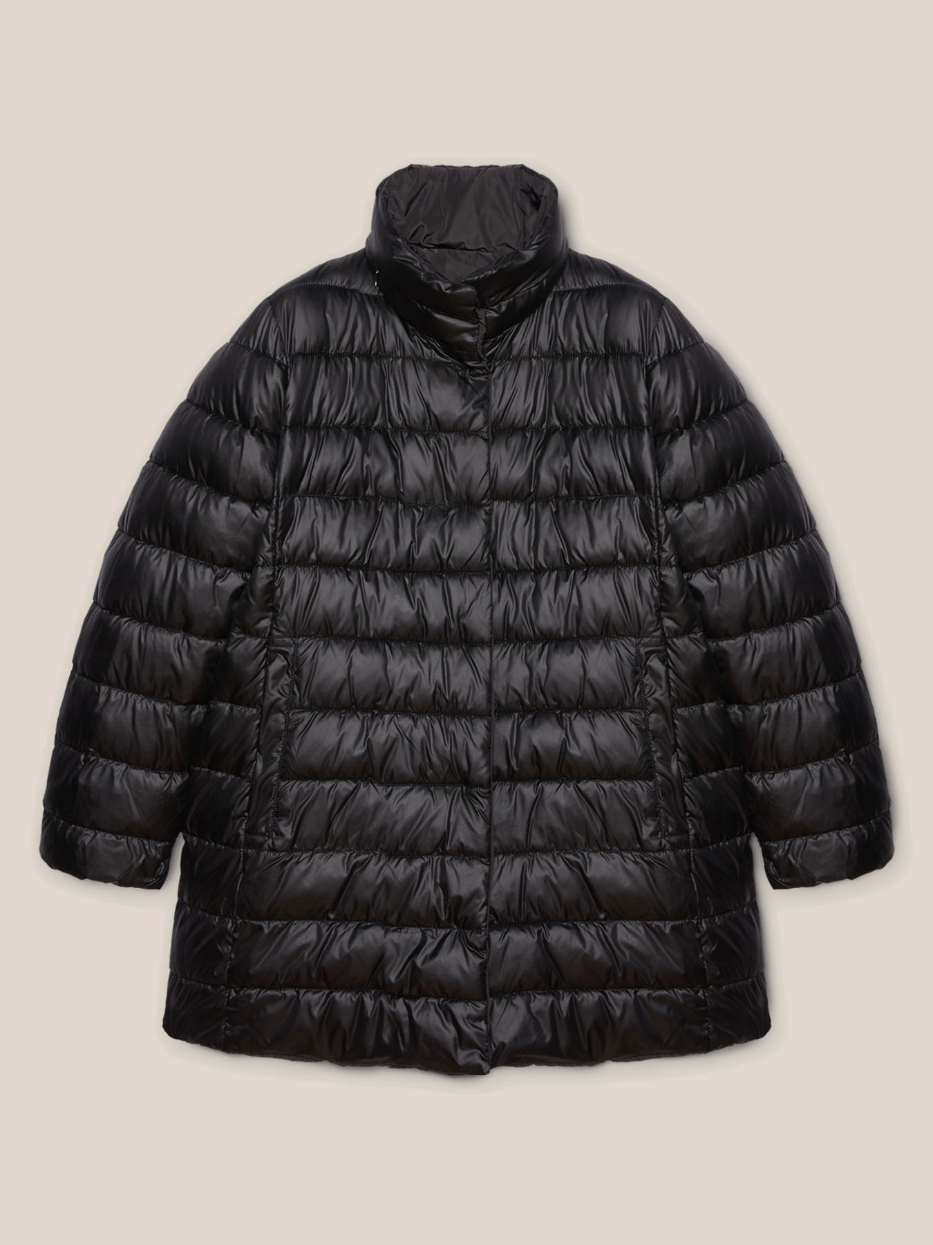 Reversible down jacket in water-repellent nylon image number 6