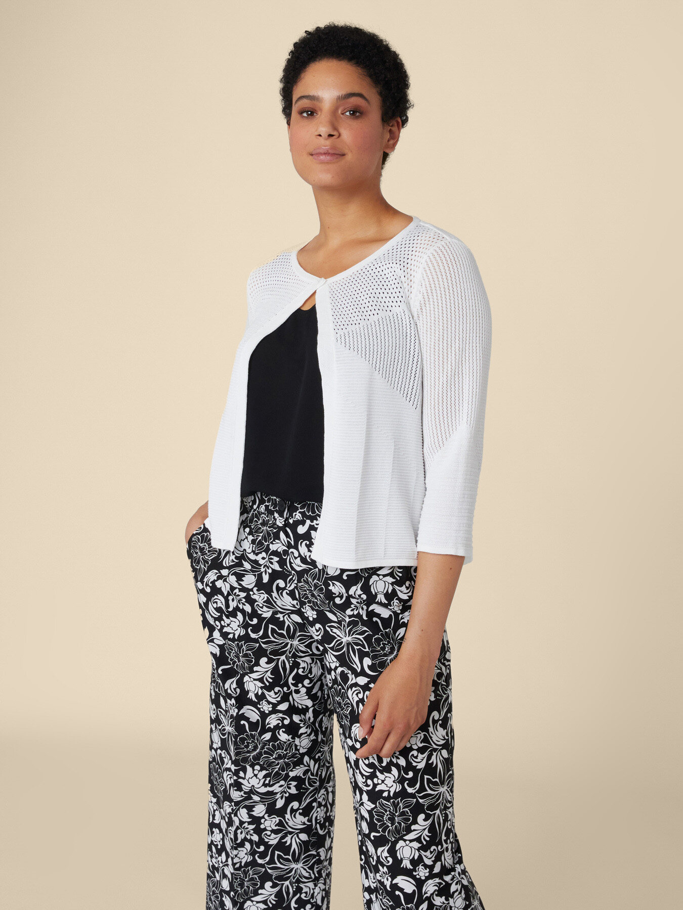 Cárdigan de algodón con calado image number 2