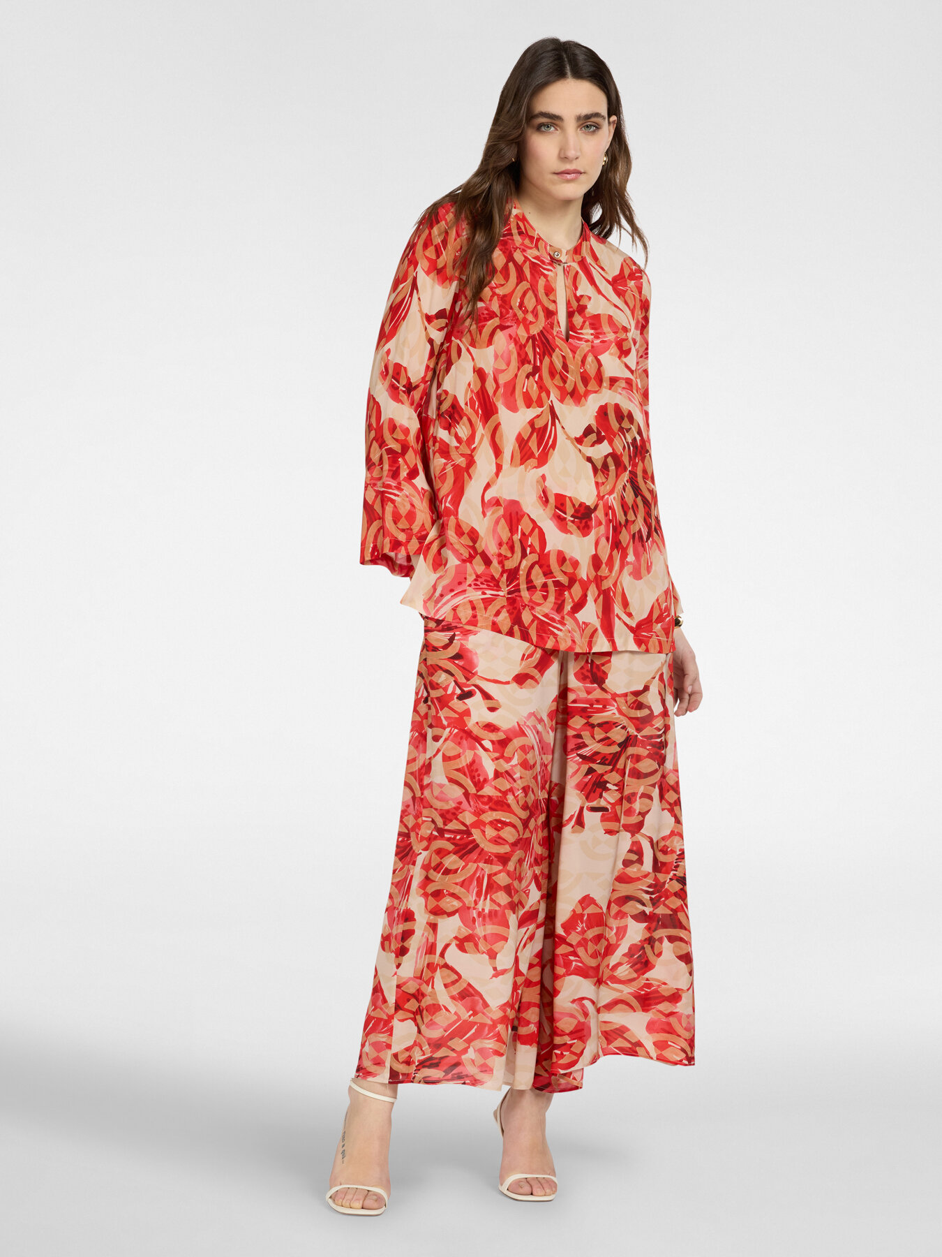 Long printed blouse image number 2