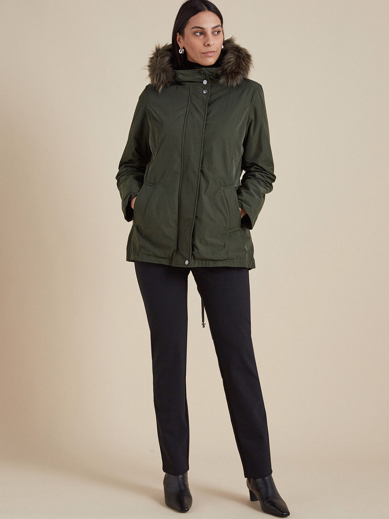 Parka com capuz image number 2