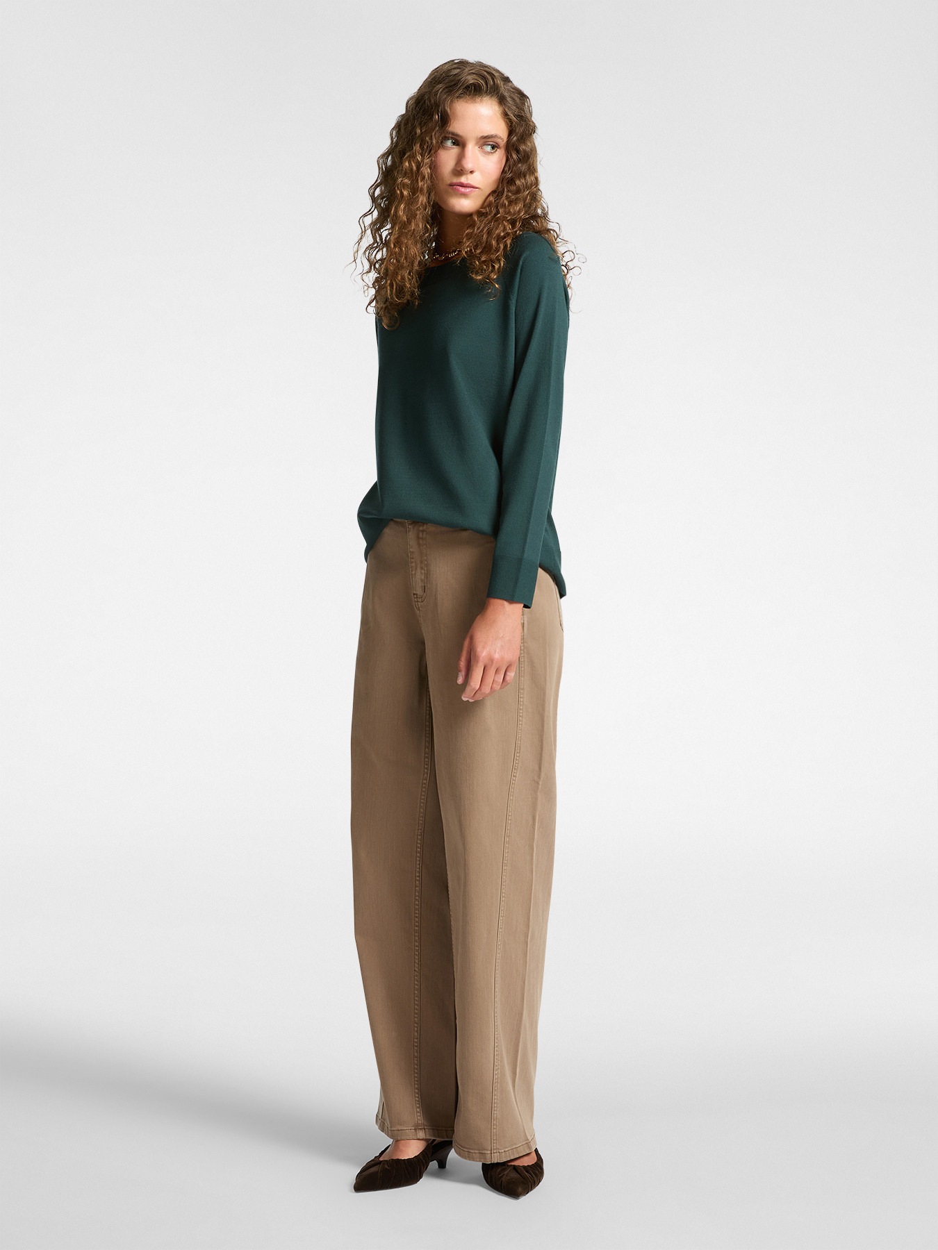 Maglia con scollo a barchetta image number 2