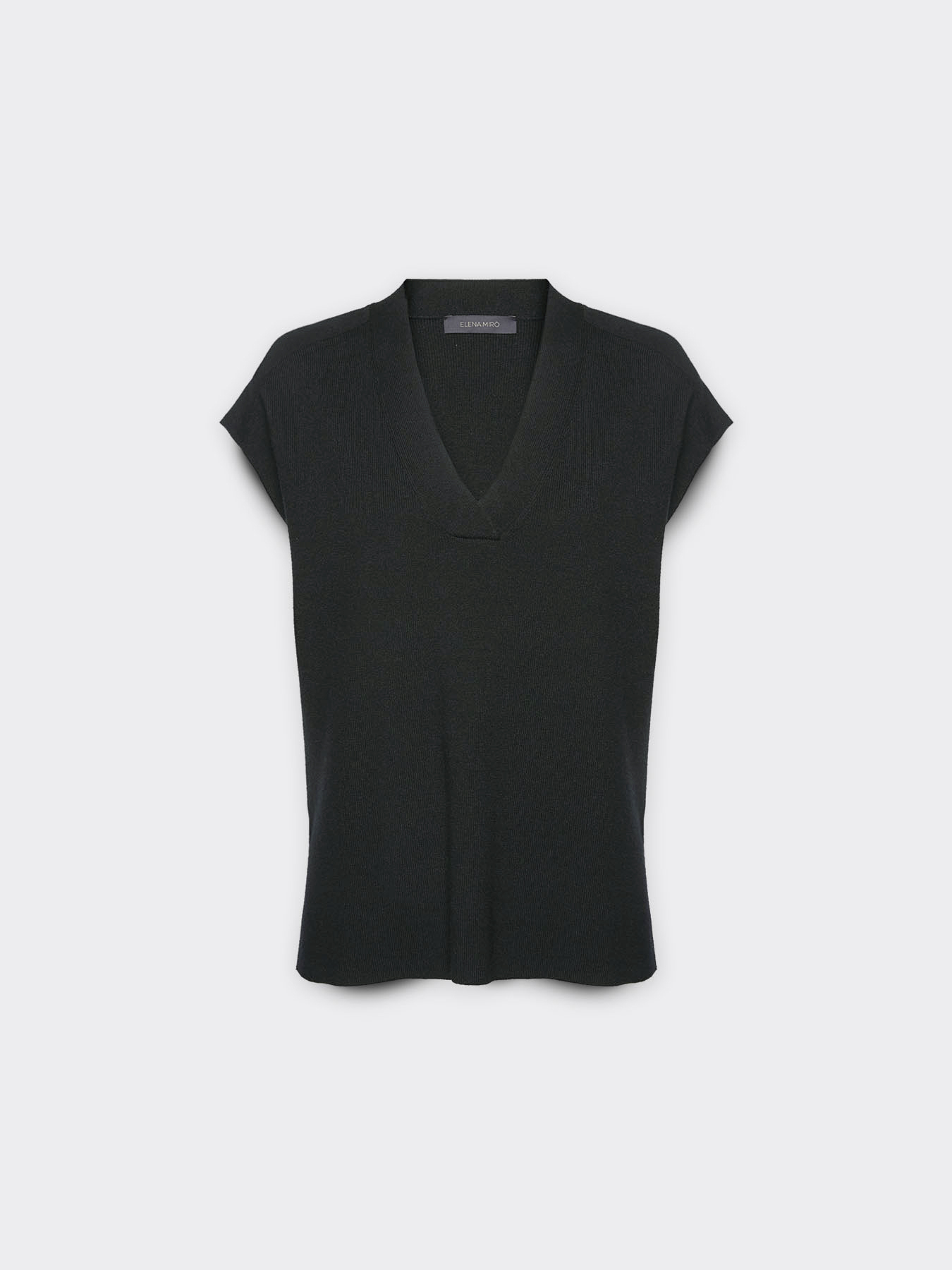 Gilet scollato a V image number 4