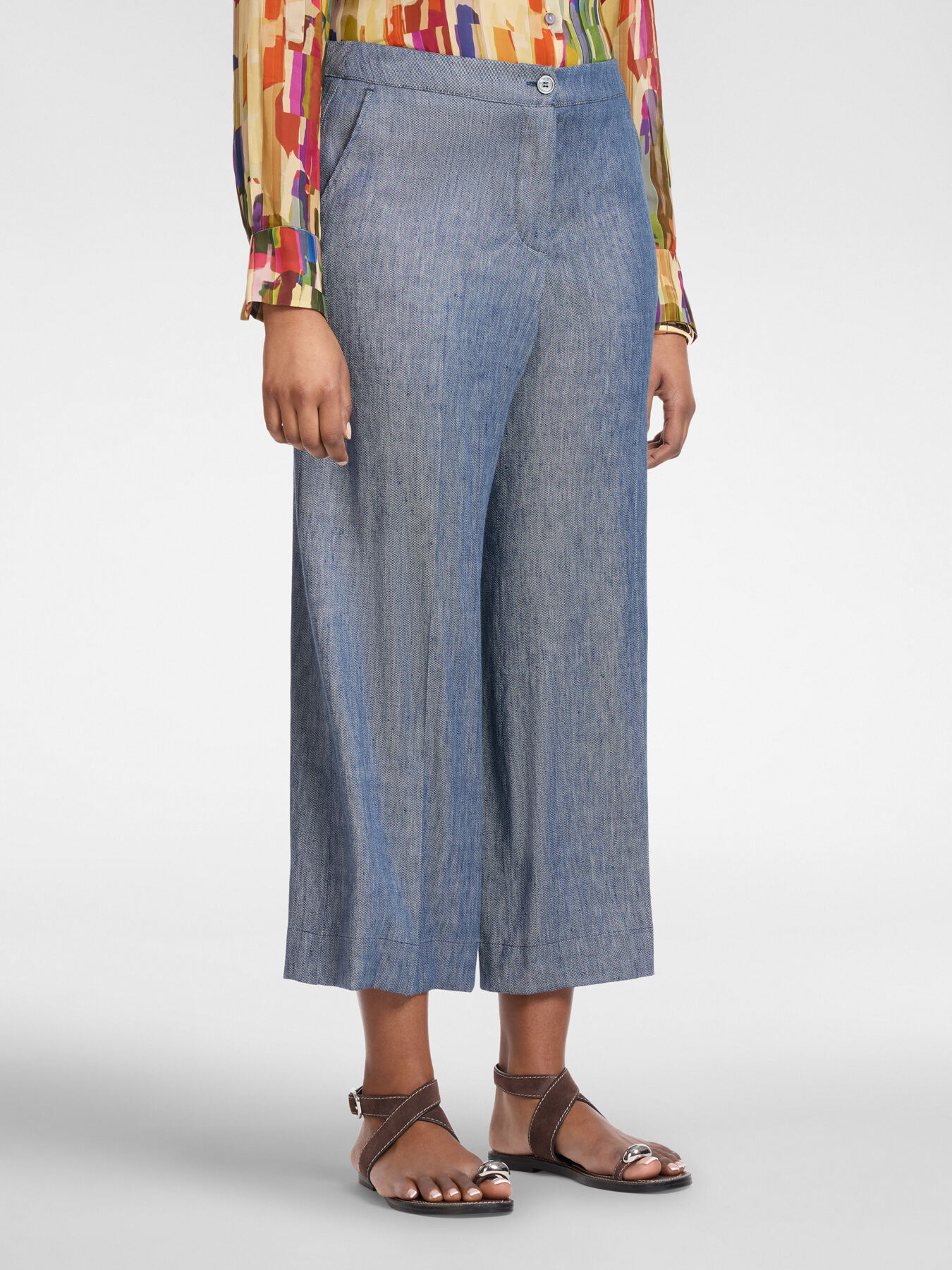Pantalon court en lin effet denim image number 2