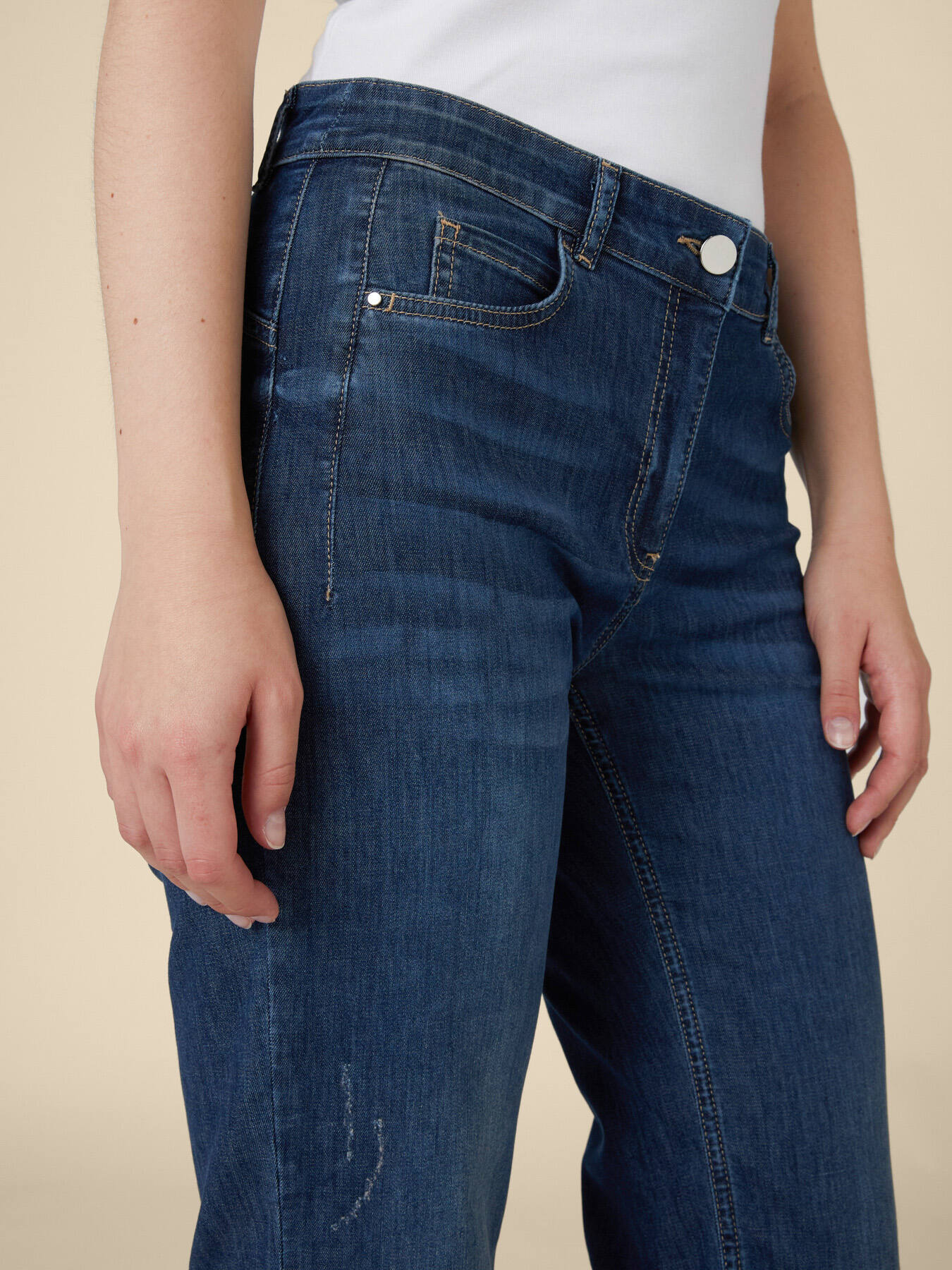 VAQUEROS CROPPED, TEJIDO VAQUERO 6,75 OZ image number 2