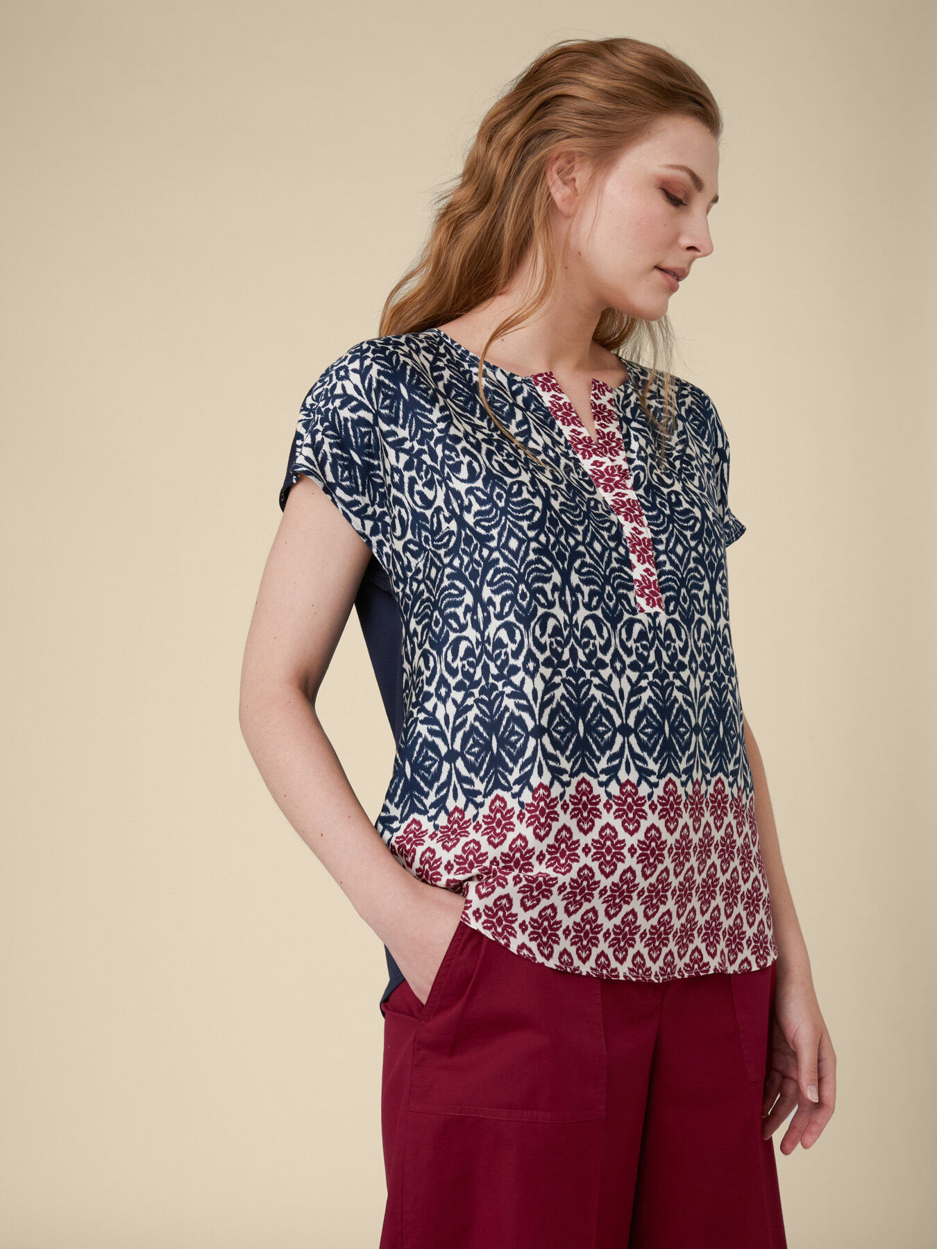 BEDRUCKTES T-SHIRT image number 2