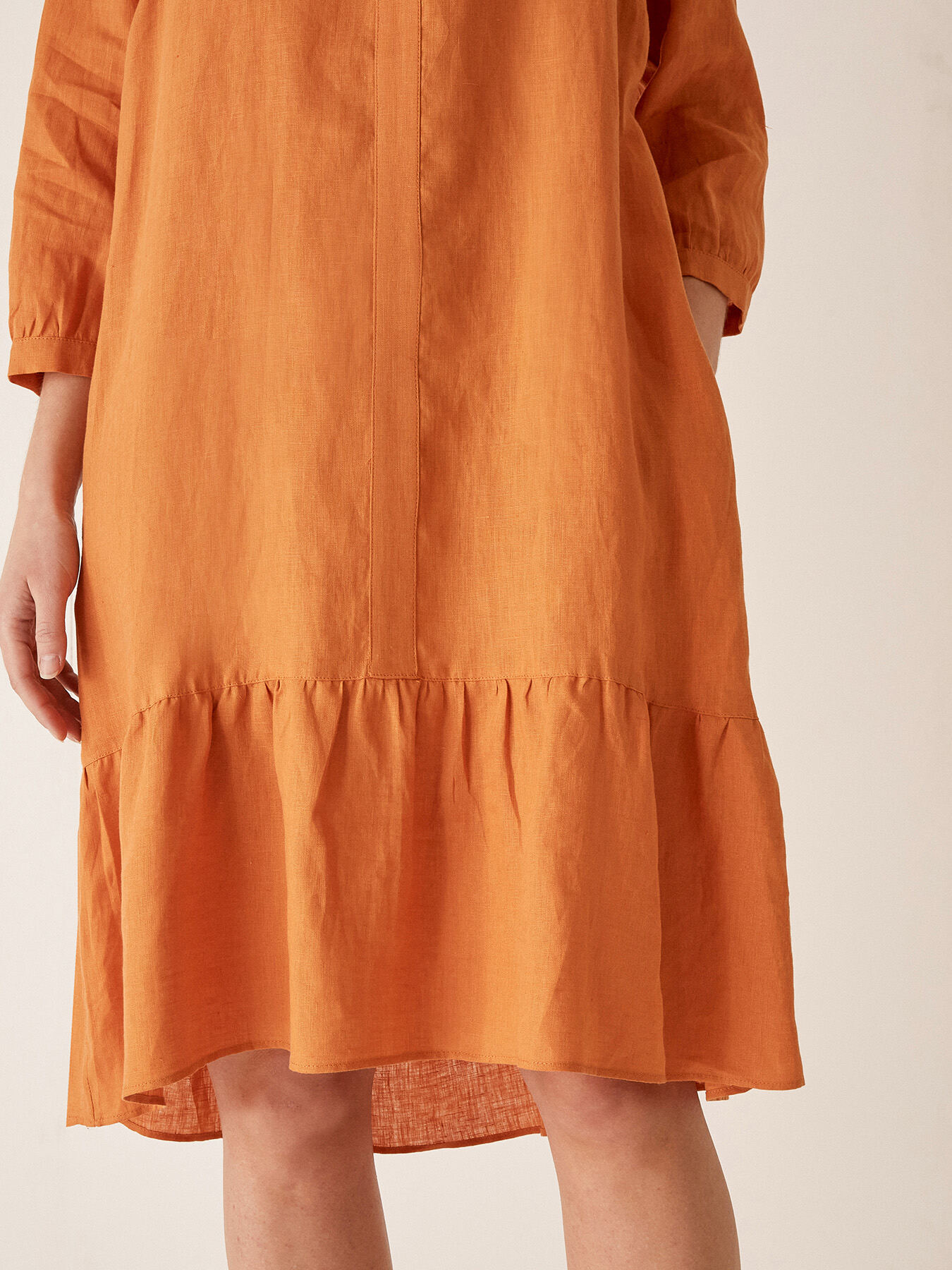 Linen dress with ruffle image number 2
