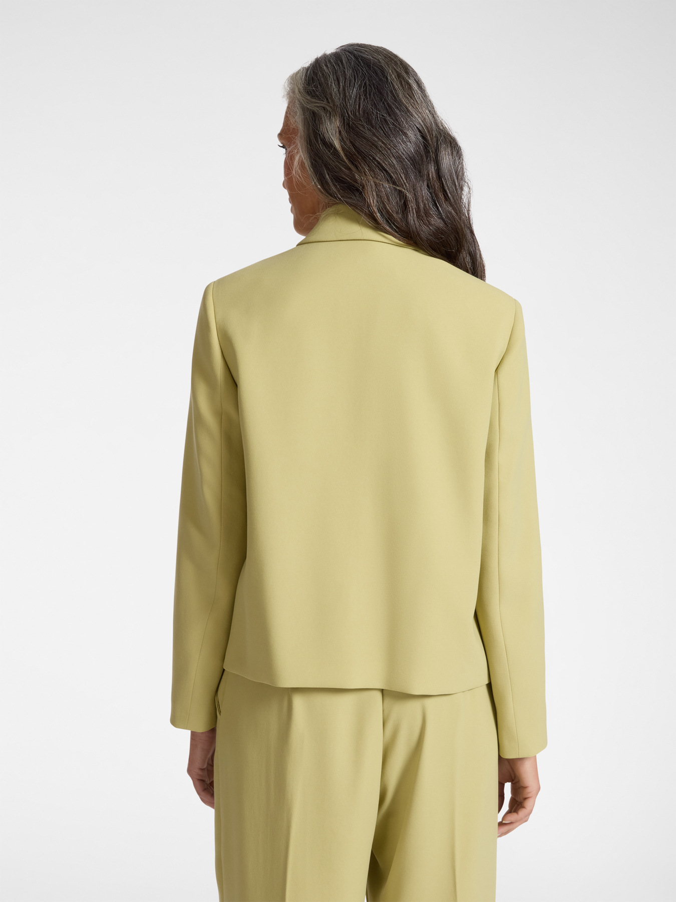 Cr&ecirc;pe fabric jacket image number 1
