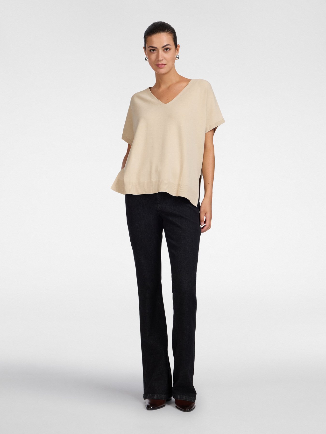 Pull en viscose col V image number 2