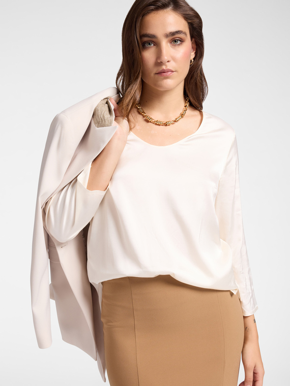 Chemisier en satin extensible