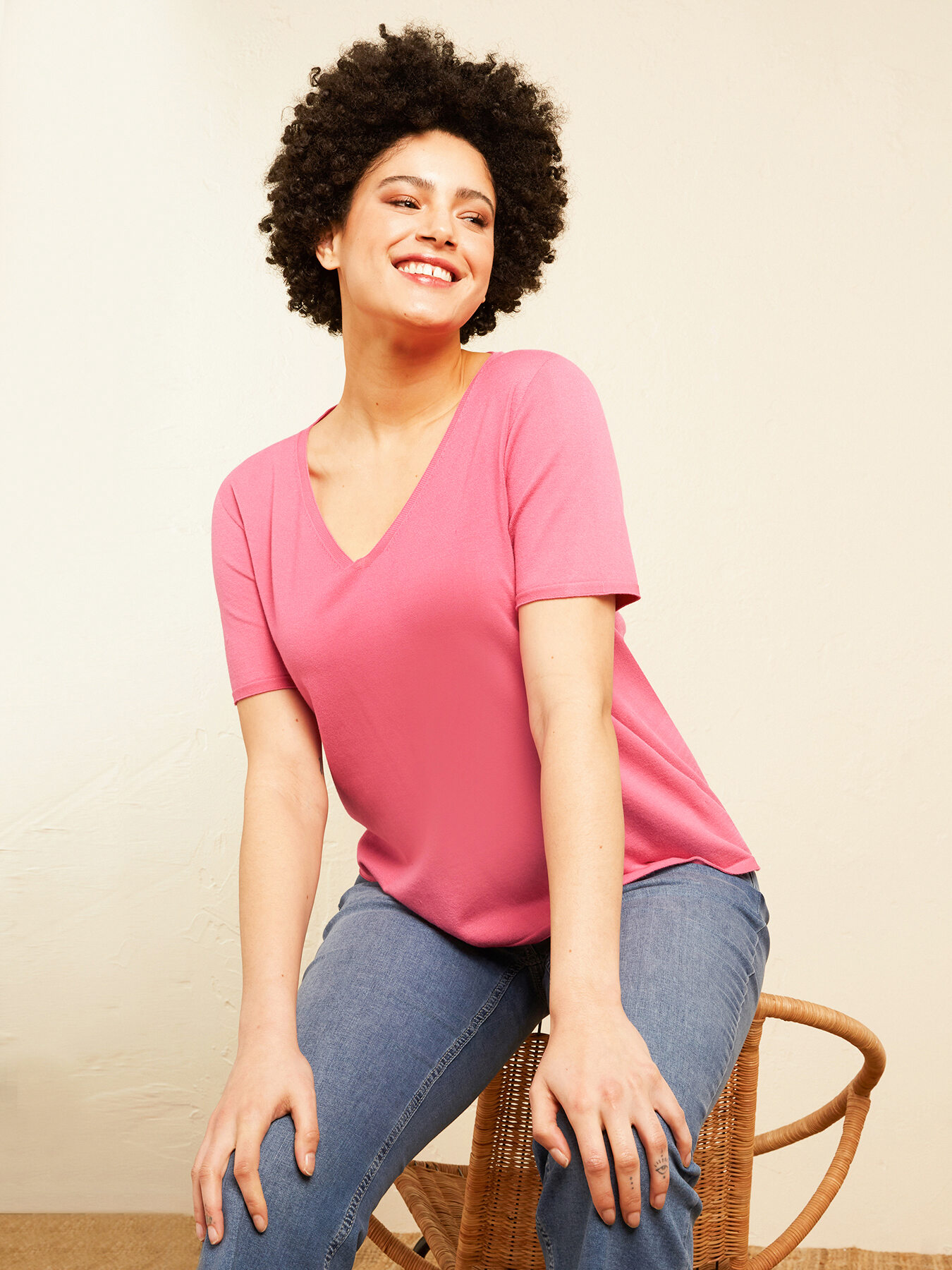 Pull color&eacute; manches courtes image number 3