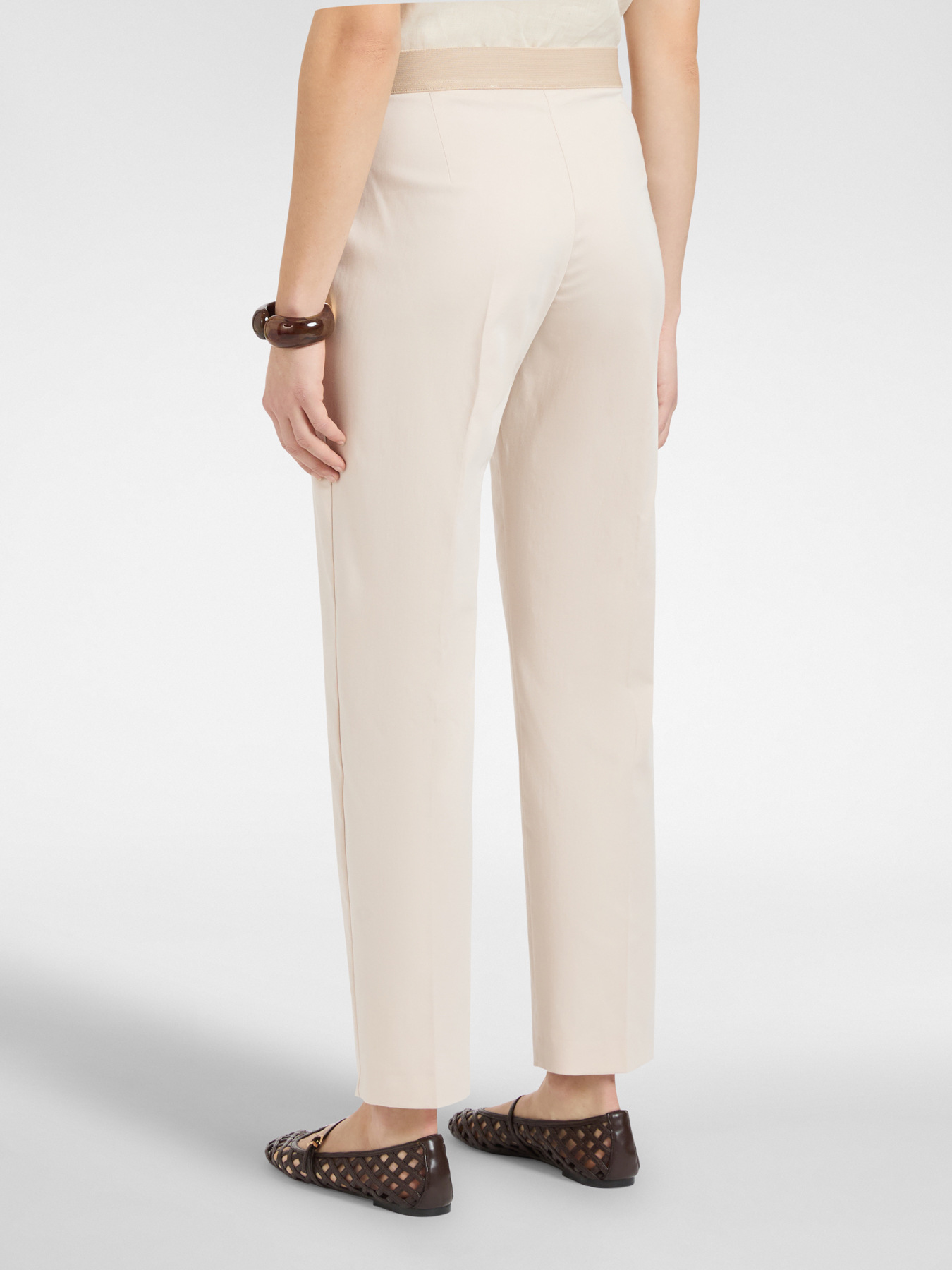 Pantalon droit en satin stretch image number 1
