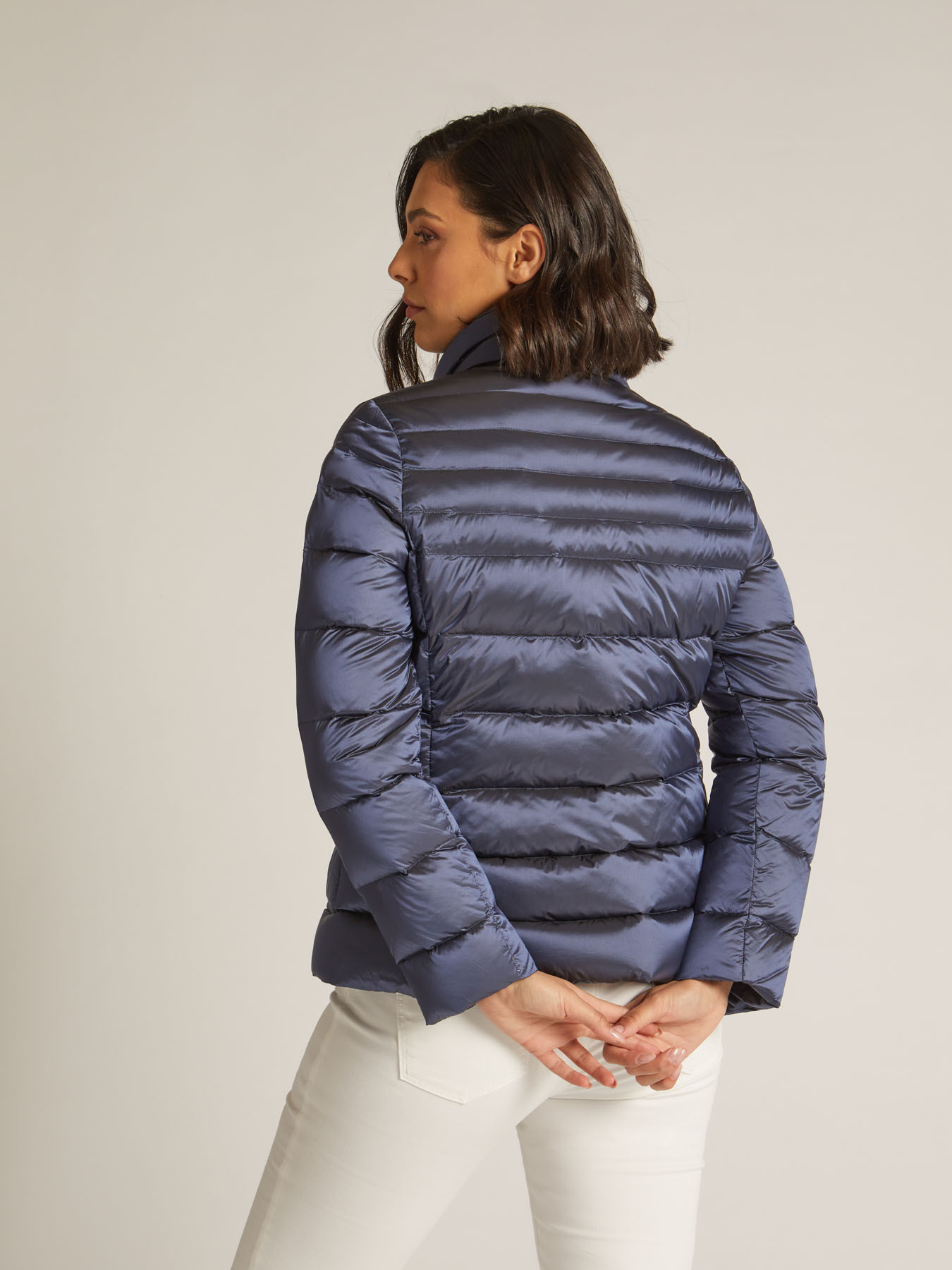 Jaqueta acolchoada em nylon iridescente image number 1