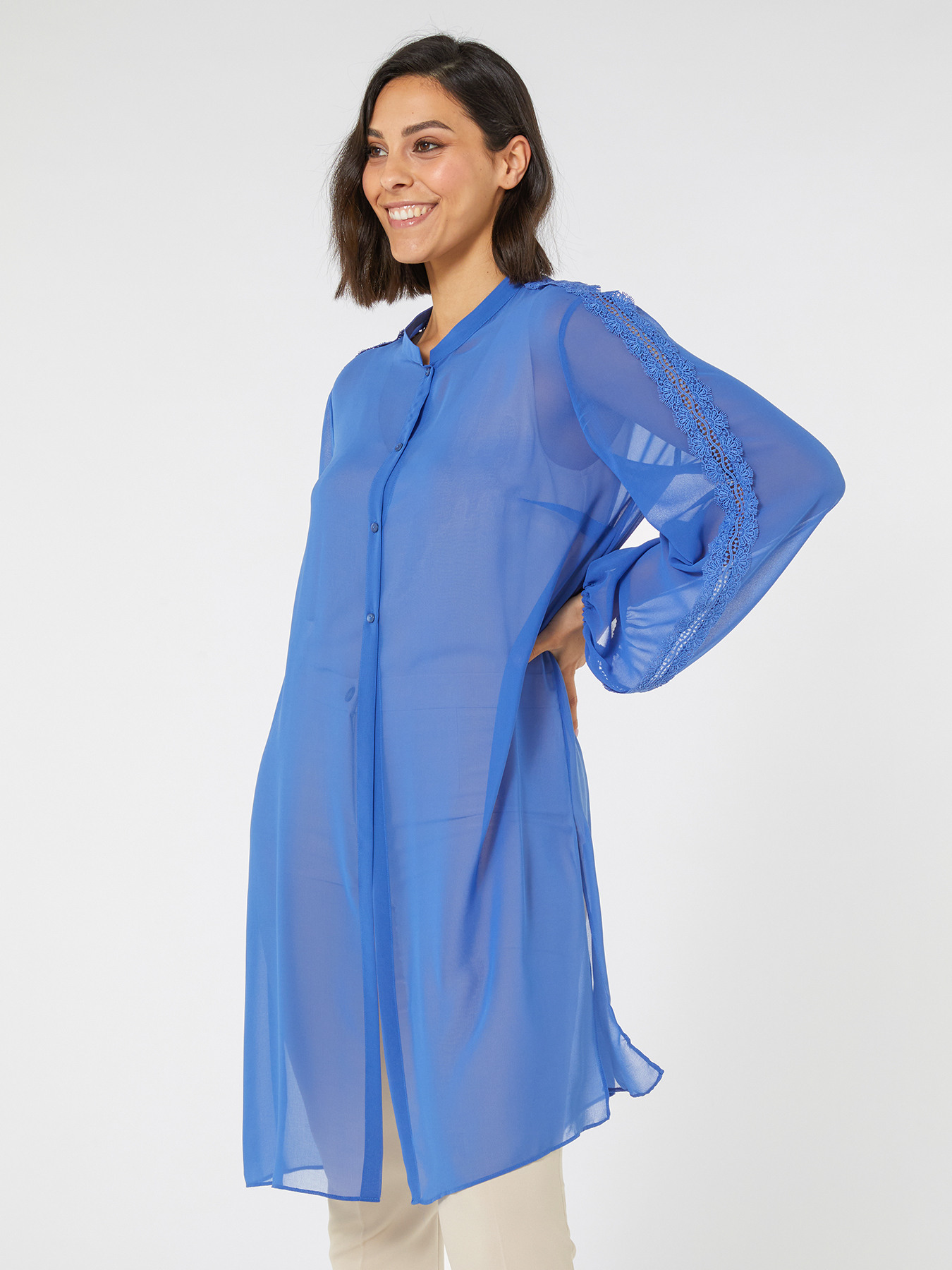 Camicia lunga con inserti in pizzo image number 2