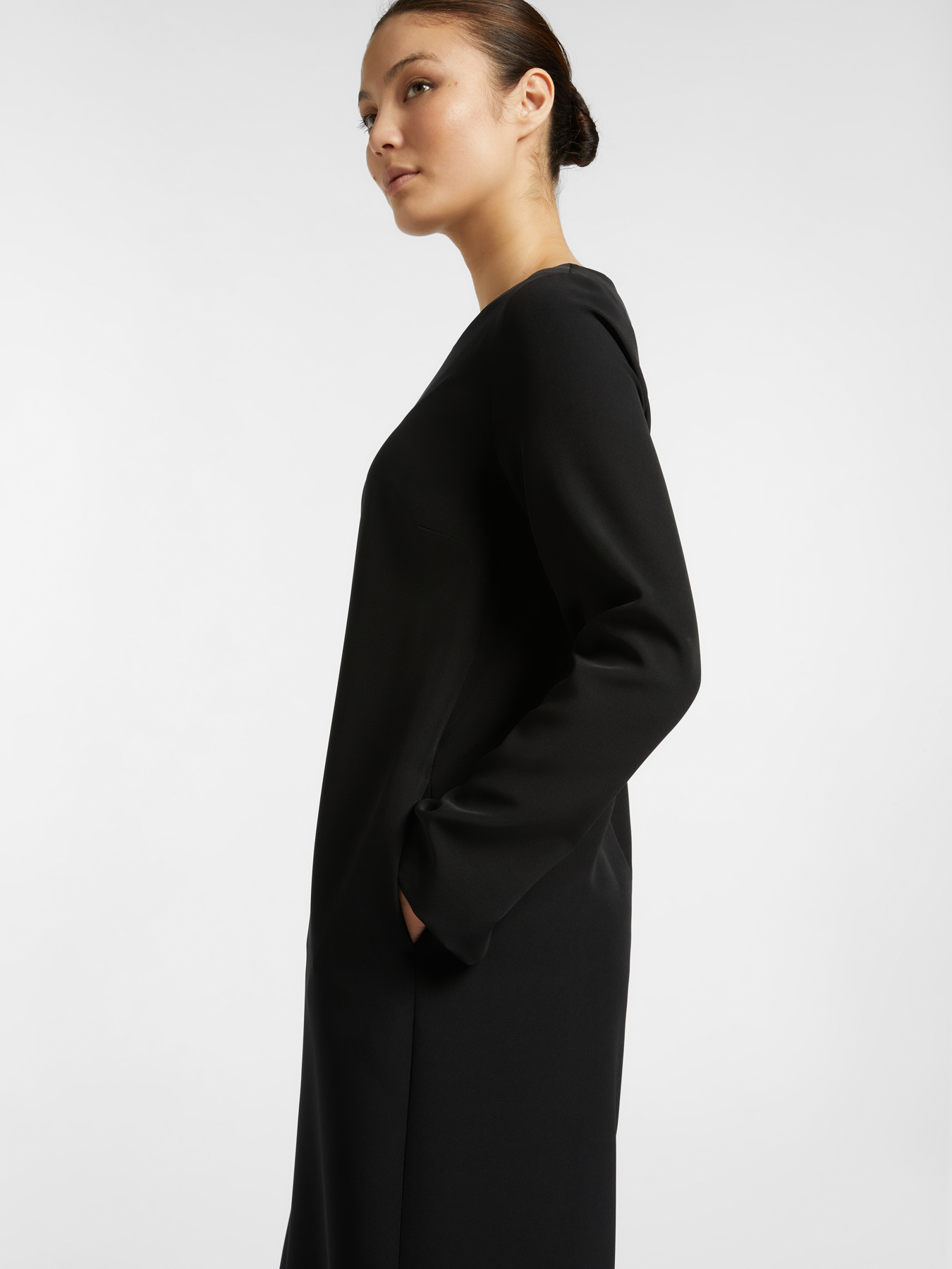 Kleid aus Cady image number 2