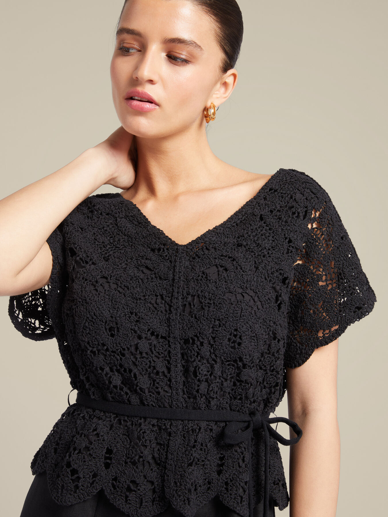 Vestido de lino con cuerpo de crochet image number 0