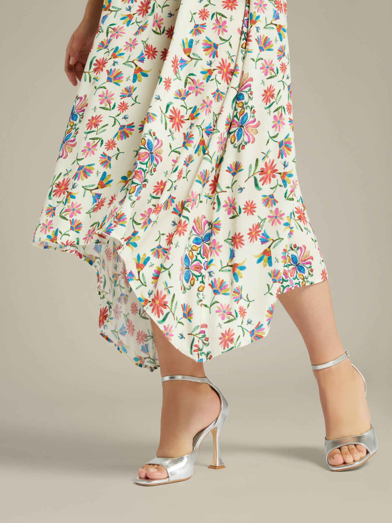 Vestido largo estampado de viscosa ECOVERO&trade; image number 3