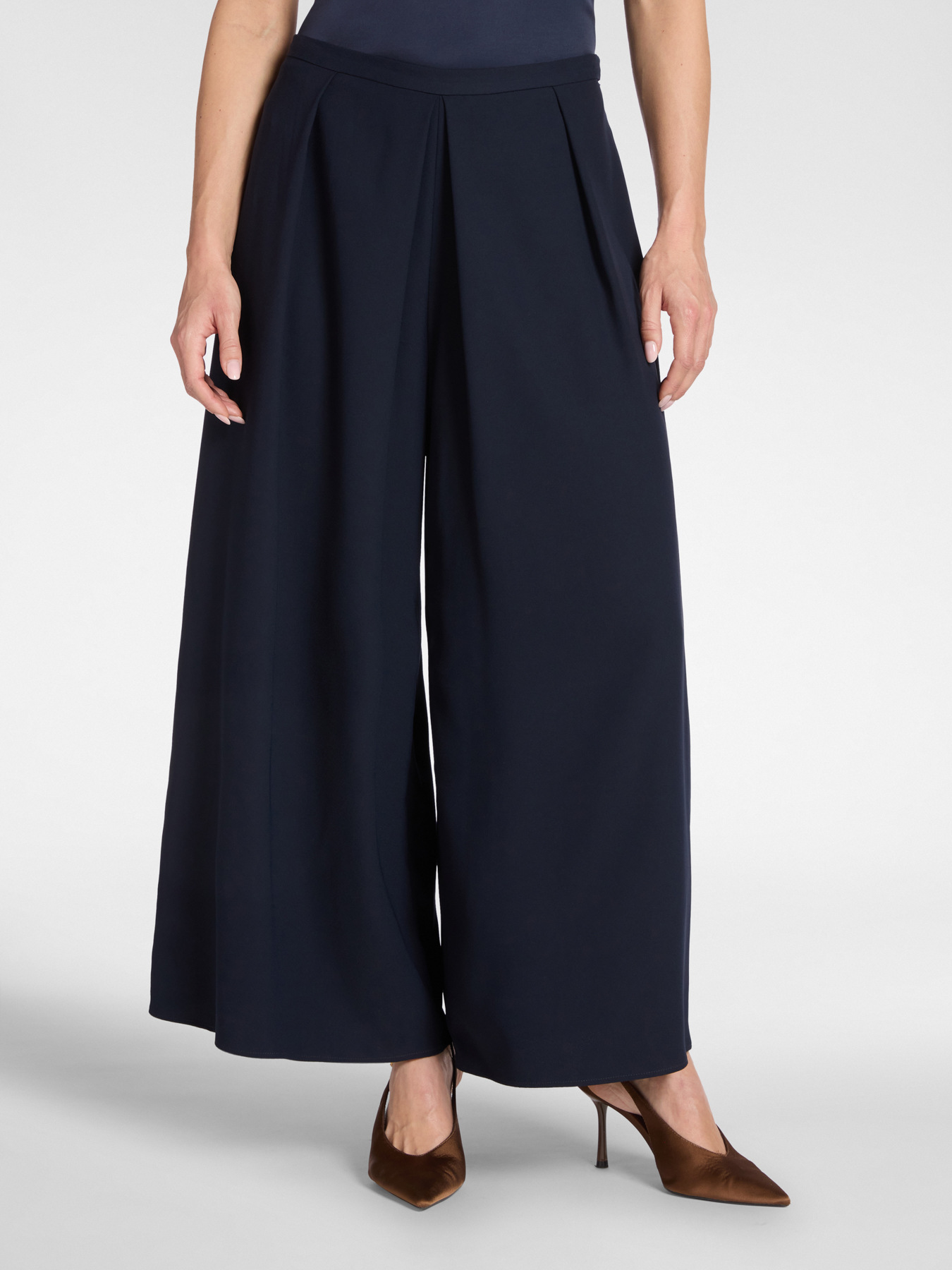 Pantalon palazzo en cady image number 2