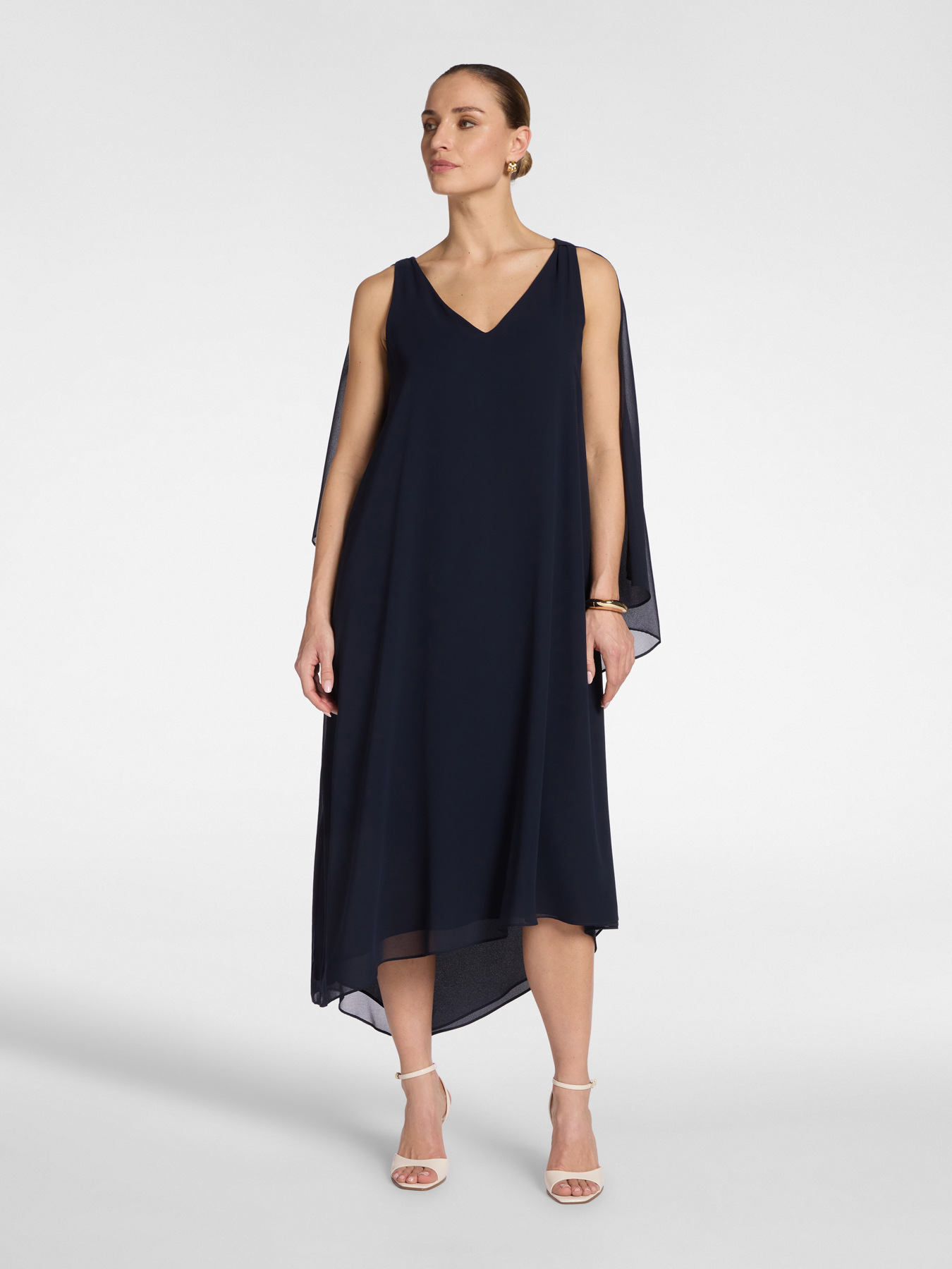 Vestido largo de georgette image number 2