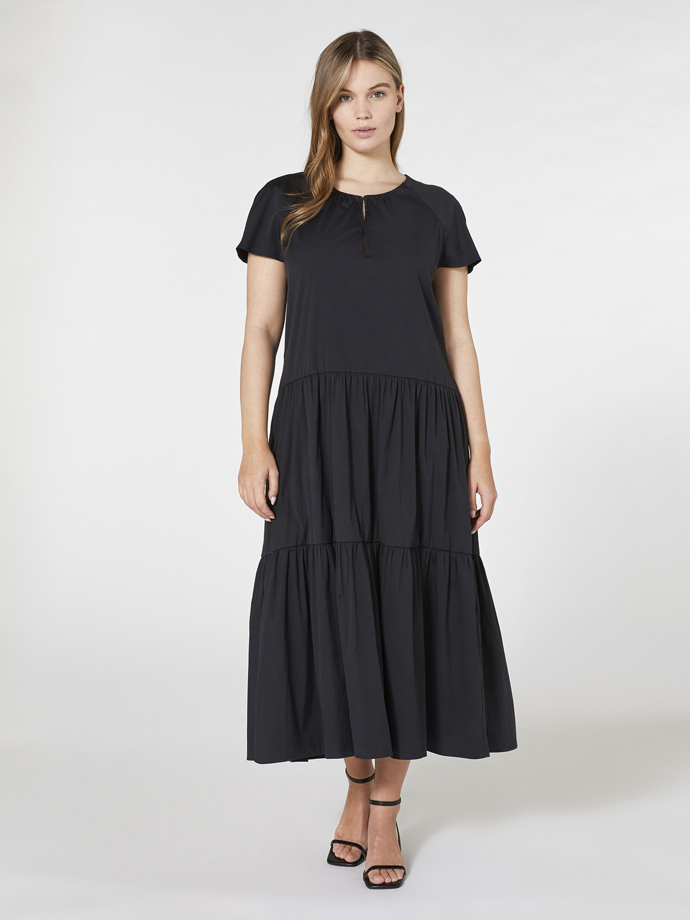 Long flounced dress image number 0