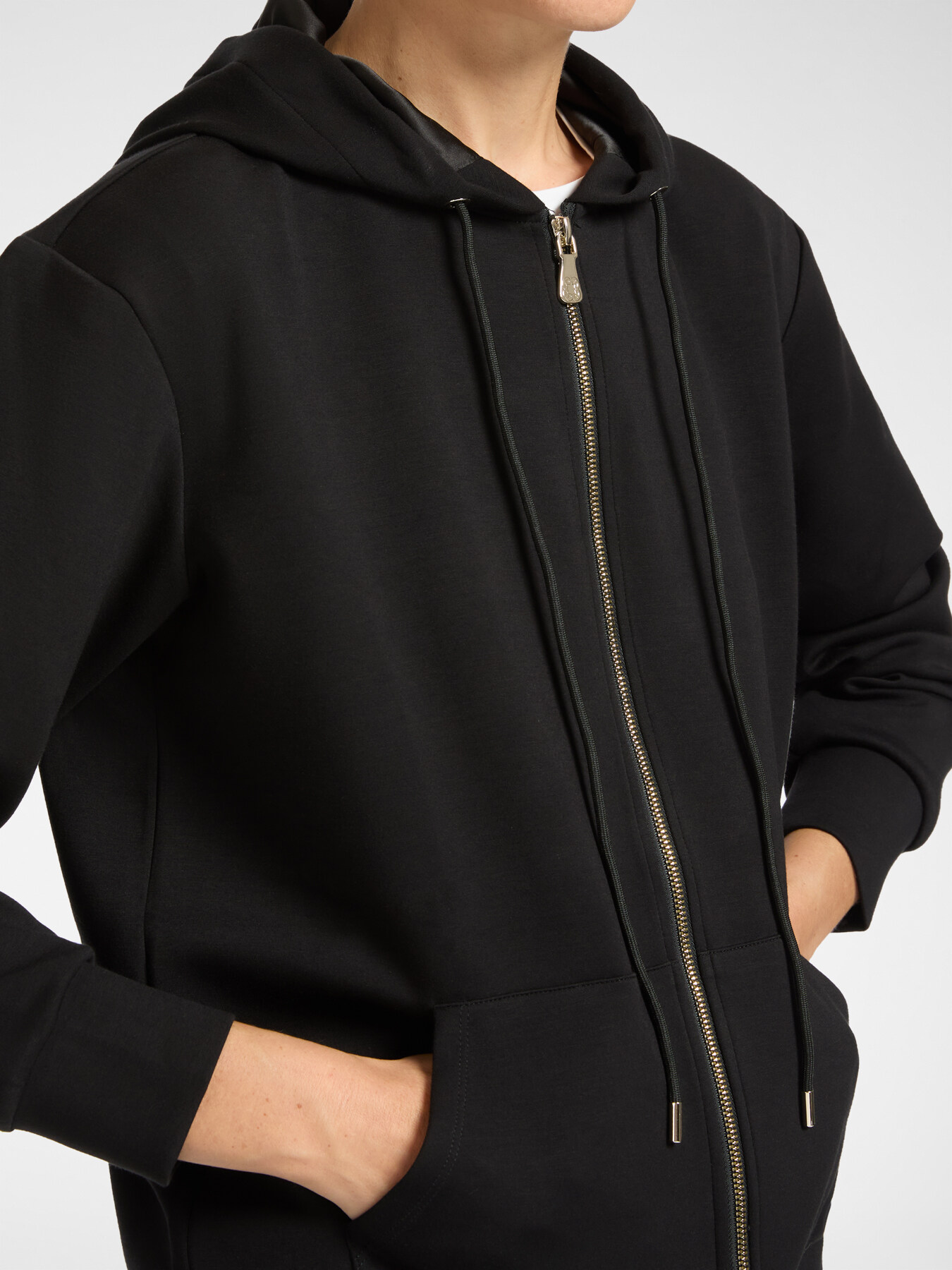 Sweatshirt &agrave; capuche image number 3