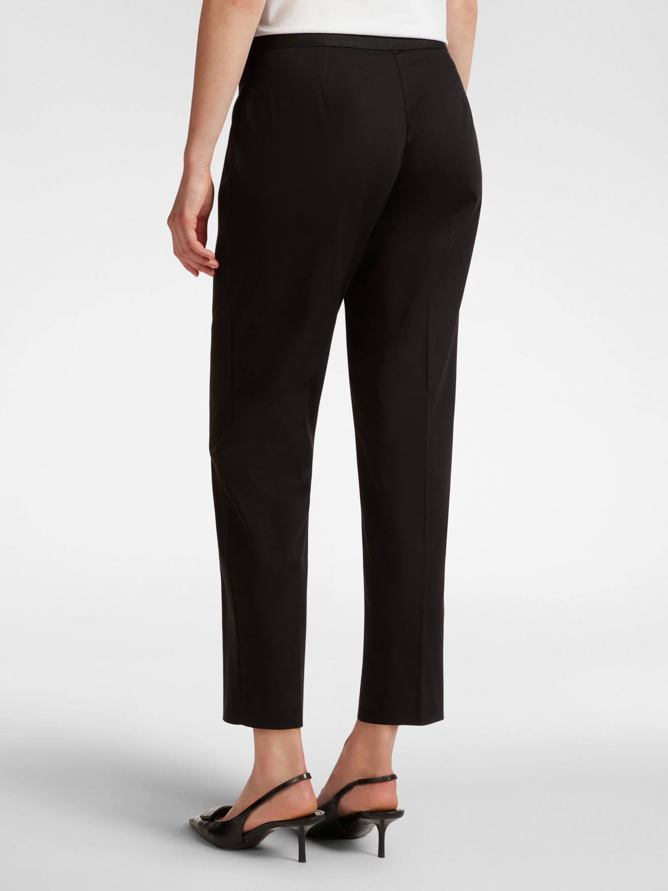 Pantaloni dritti image number 1