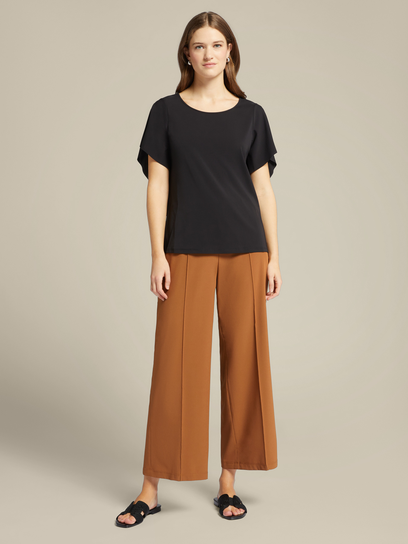 Cropped trousers image number 0