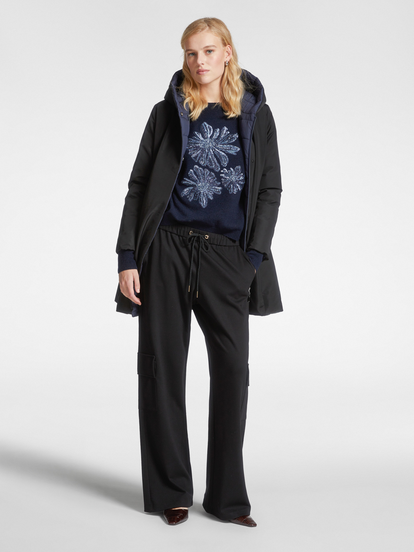 Pull avec broderie florale image number 2