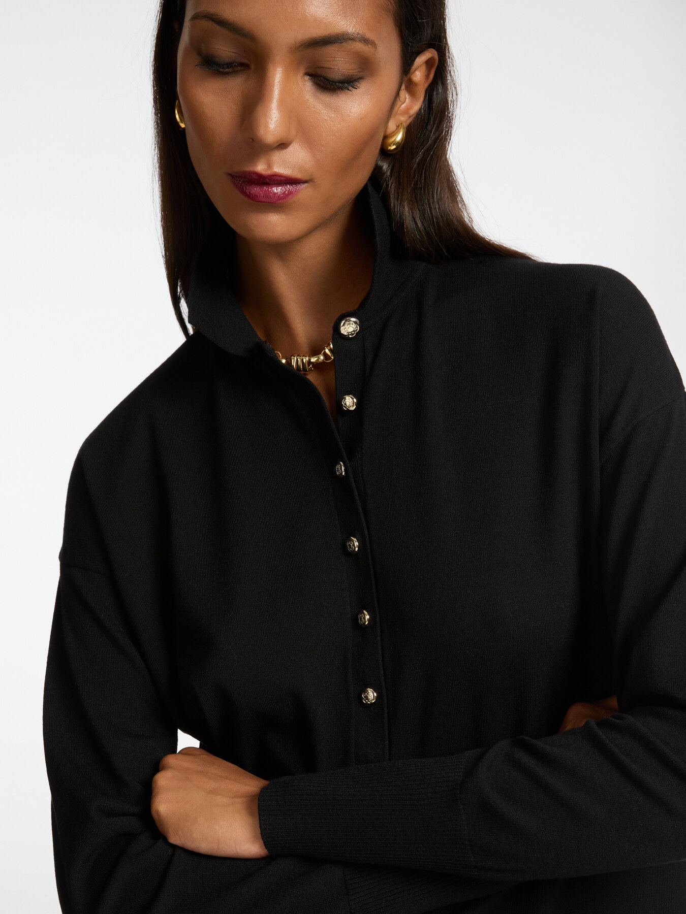 Top with collar and buttons image number 3