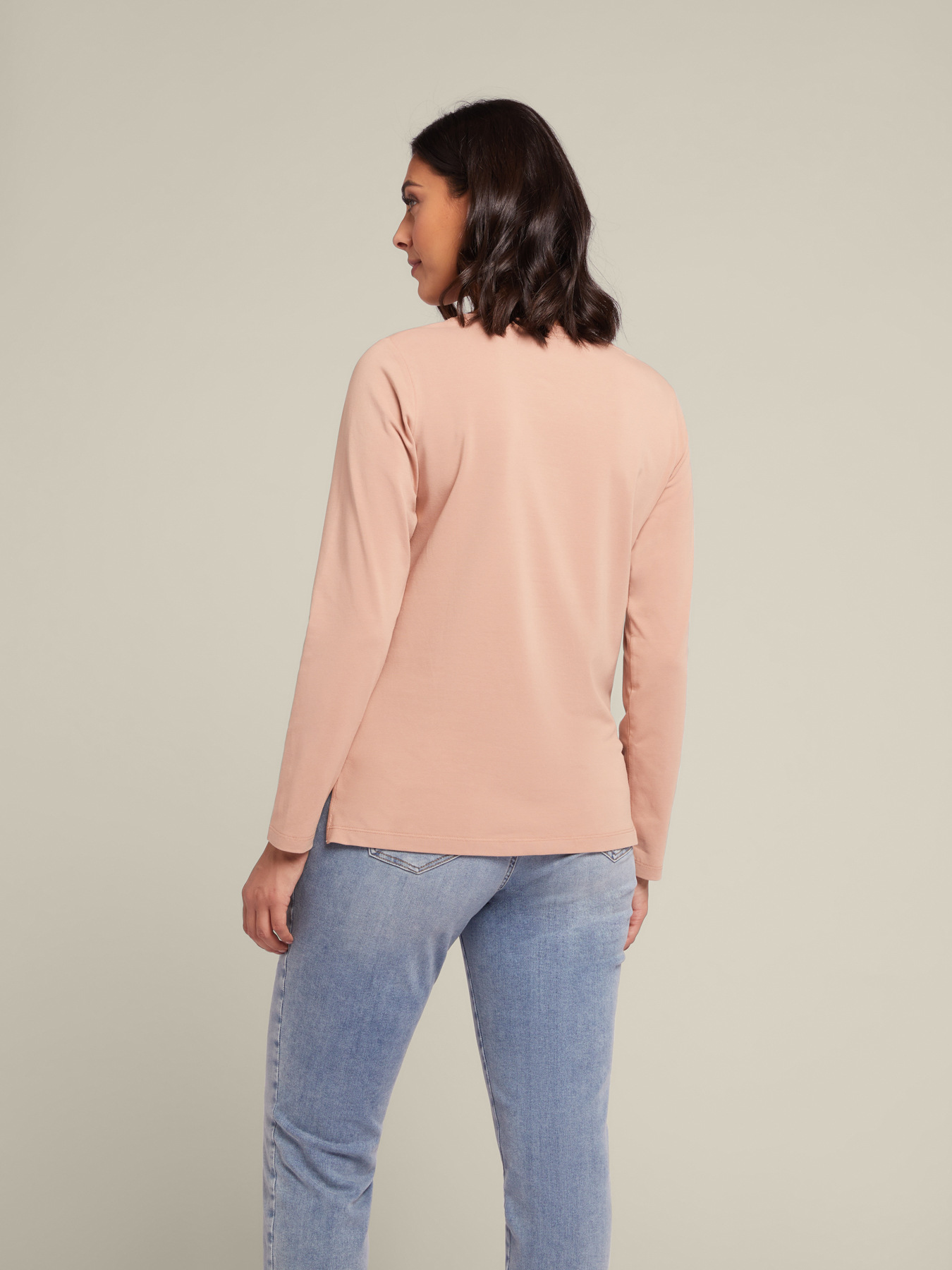 Besticktes T-Shirt image number 2