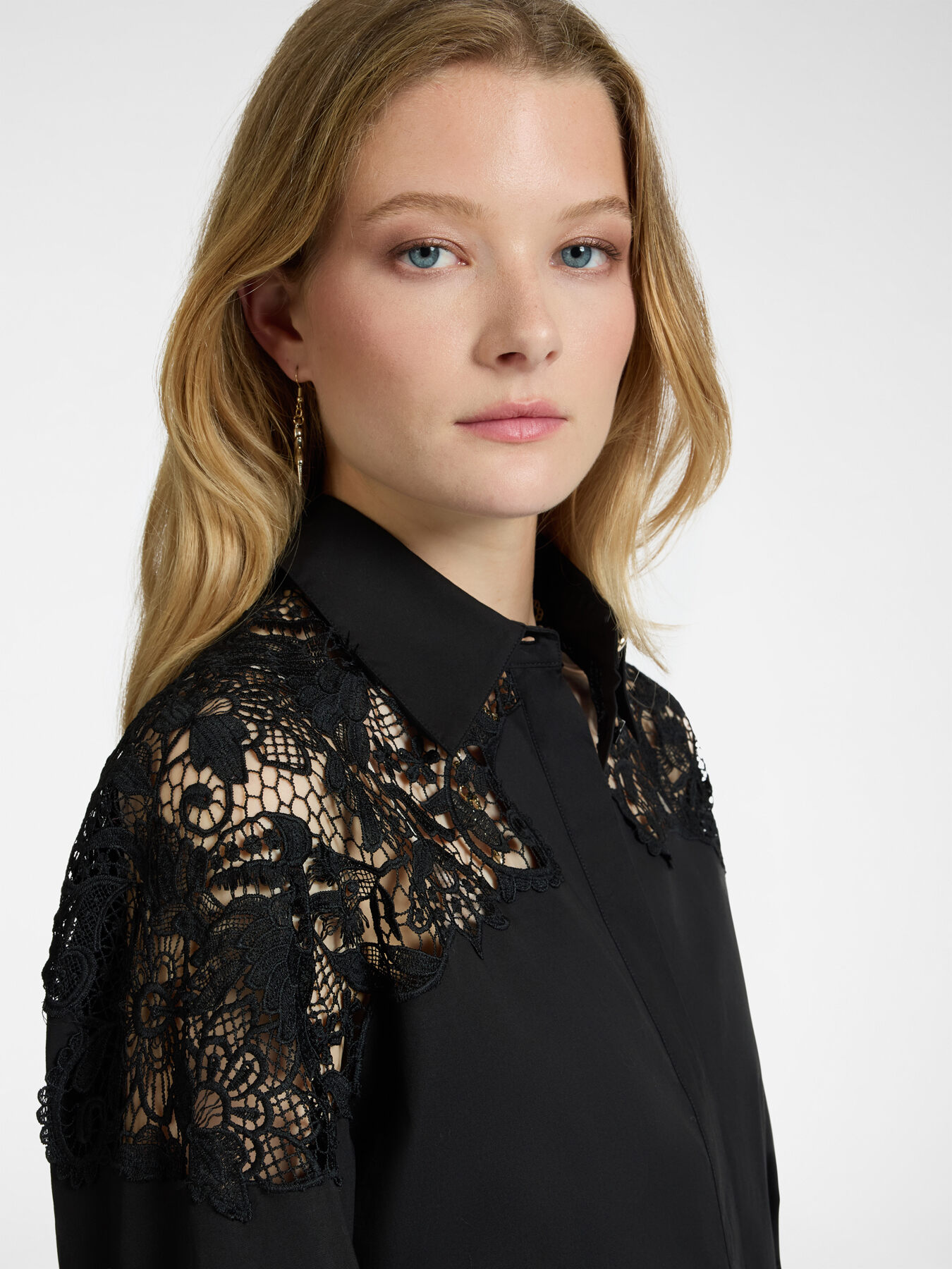 Chemise avec dentelle image number 2