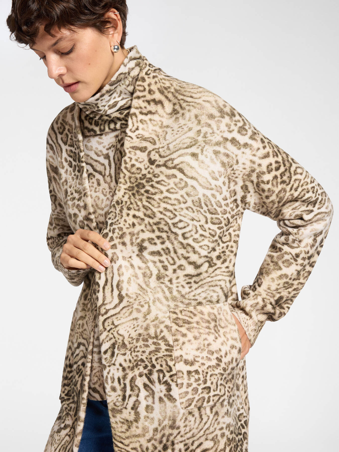Long cardigan animalier image number 3