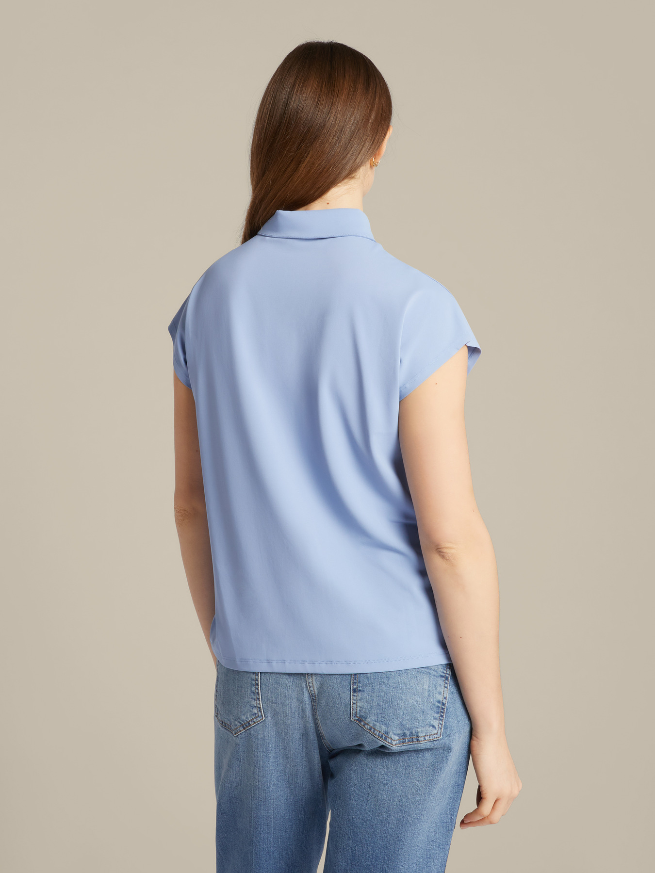 T-shirt avec ouverture sur le devant image number 1