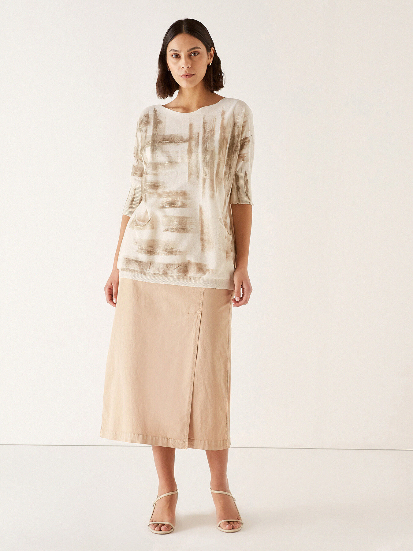 Maglia dipinta a mano image number 0