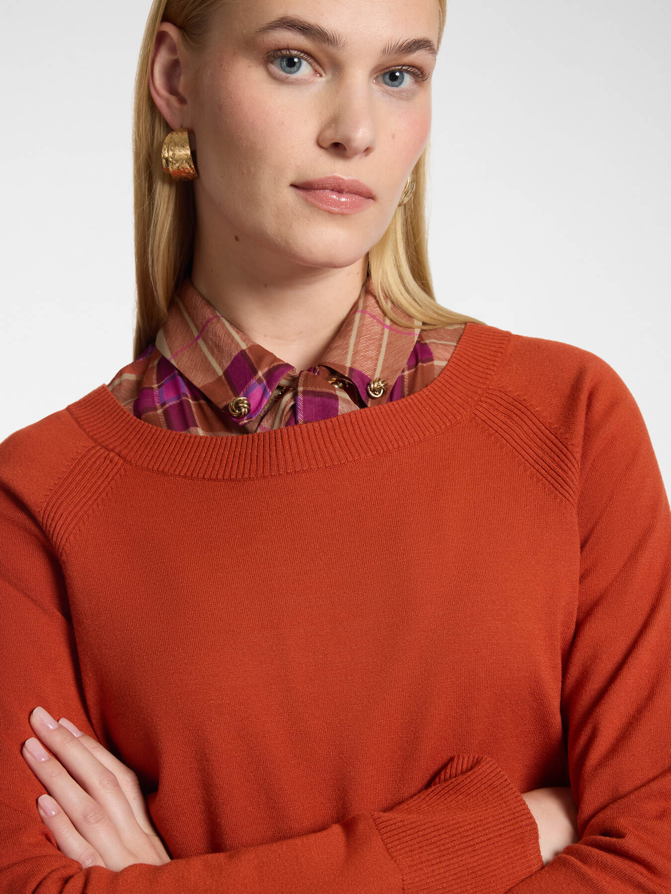 Rundhals-Strickpullover aus Viskose image number 3