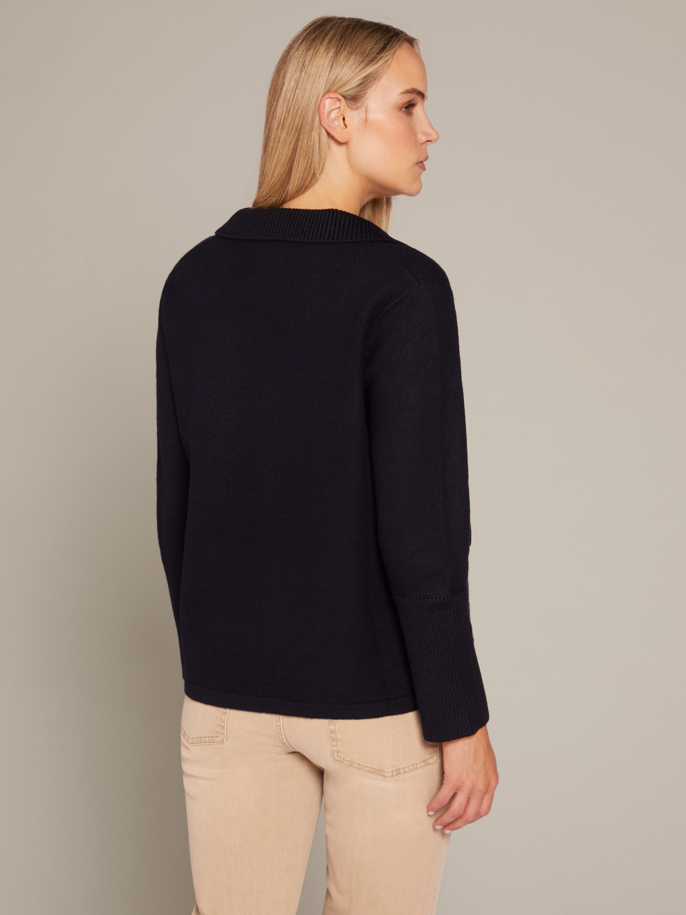 C&aacute;rdigan boxy de lana cocida image number 1