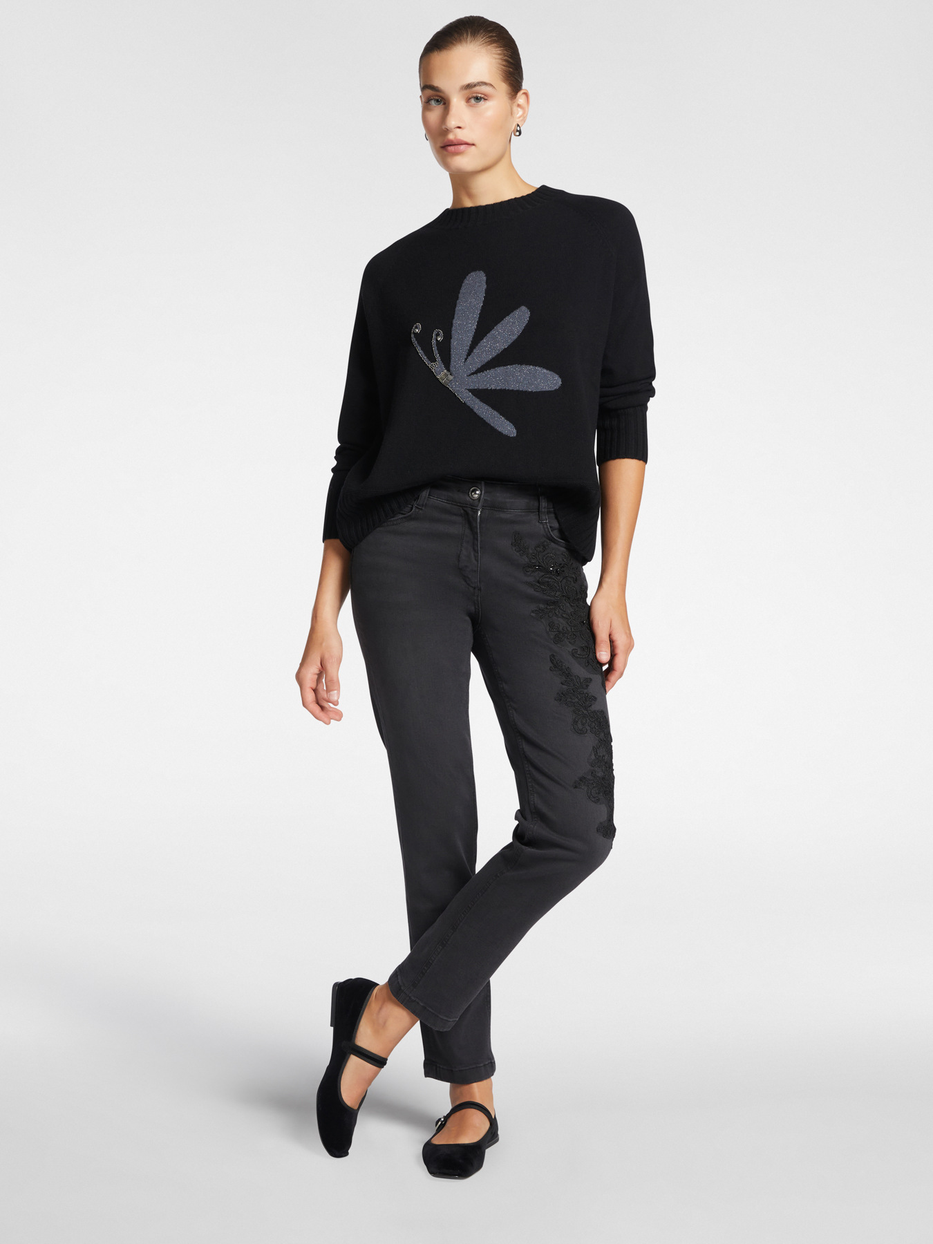 Black  embroidered Skinny jeans image number 0