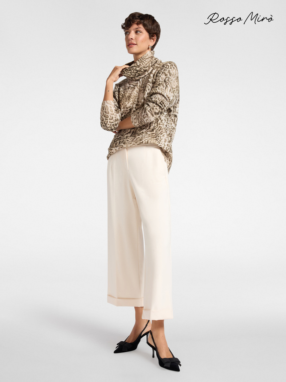 Chinos with cuffs at the bottom