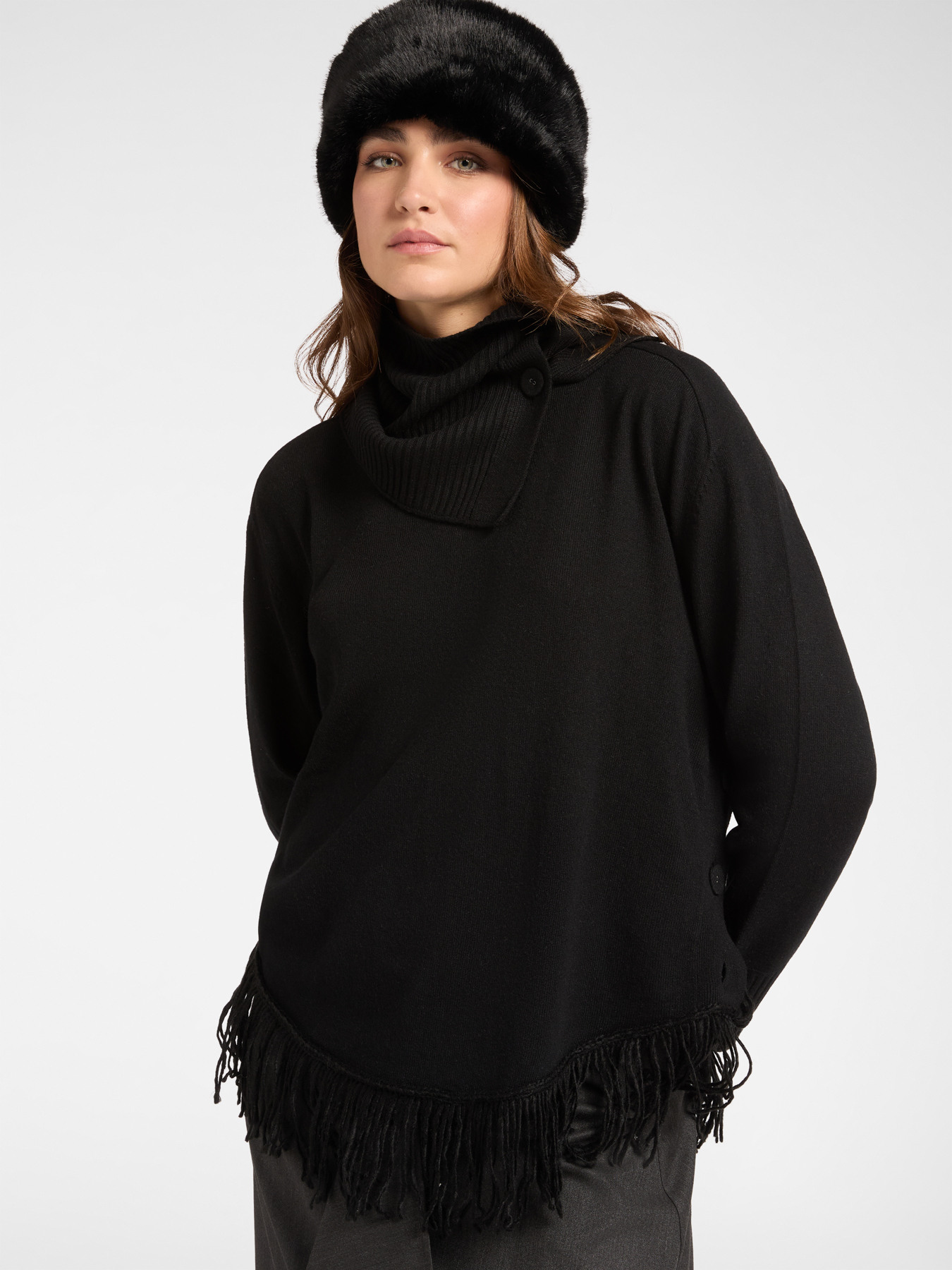 Pullover mit Fransen und abnehmbarem Kragen image number 0