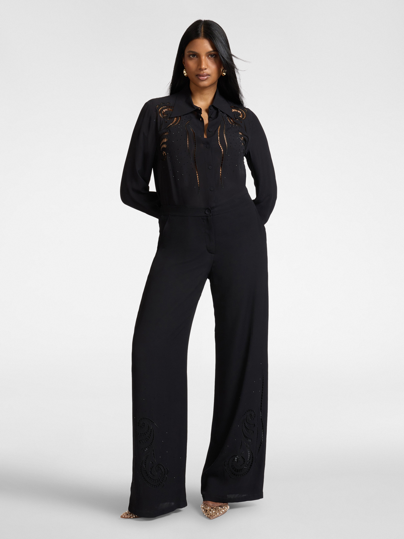 Pantalones palazzo bordados image number 0