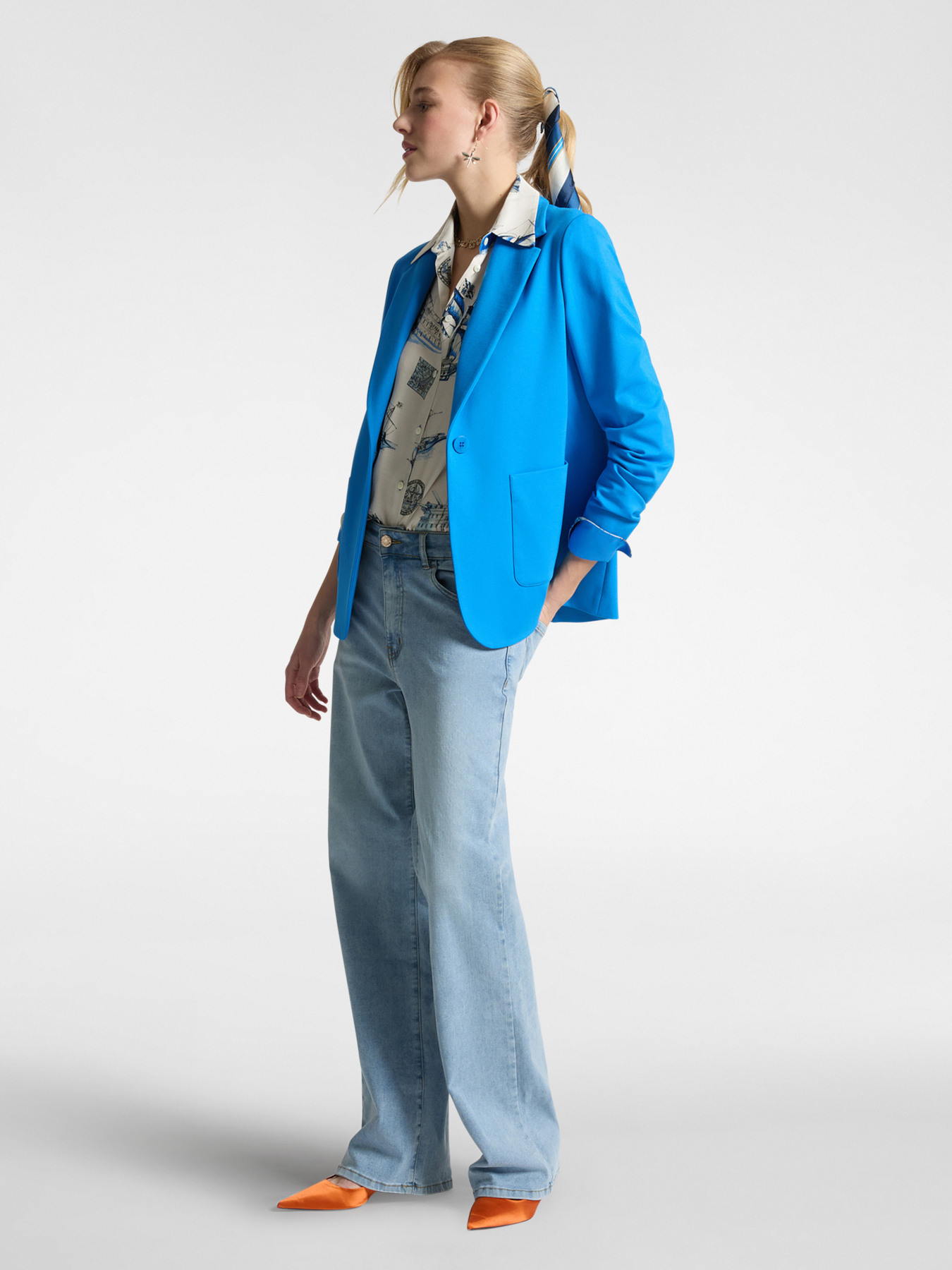 Milano knit fabric blazer image number 2