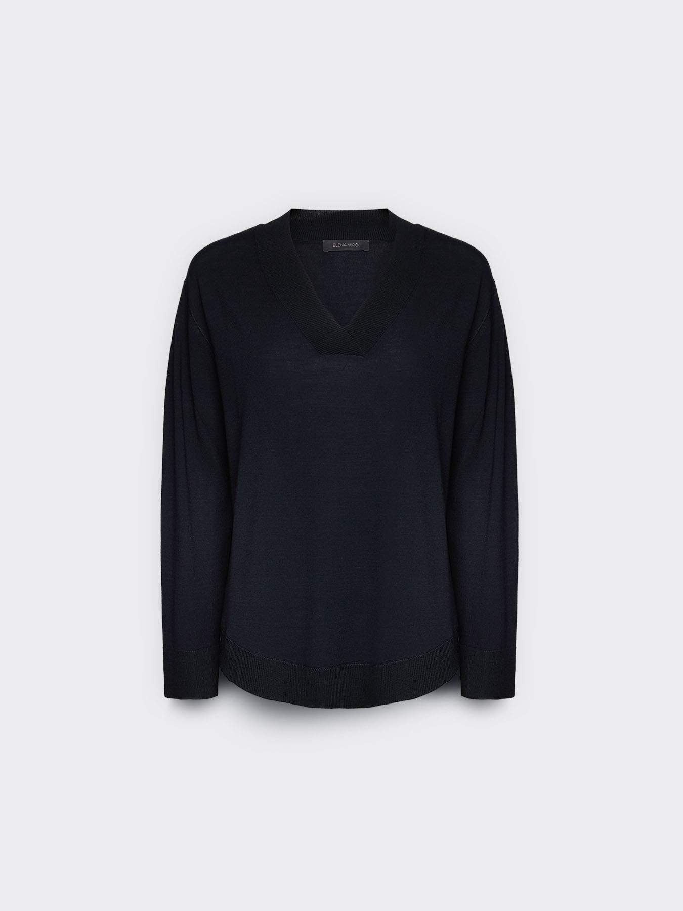 Camisola de malha com decote em V image number 4