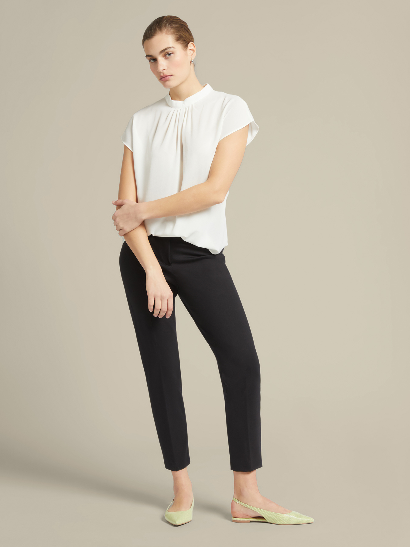 Cal&ccedil;as magras image number 0