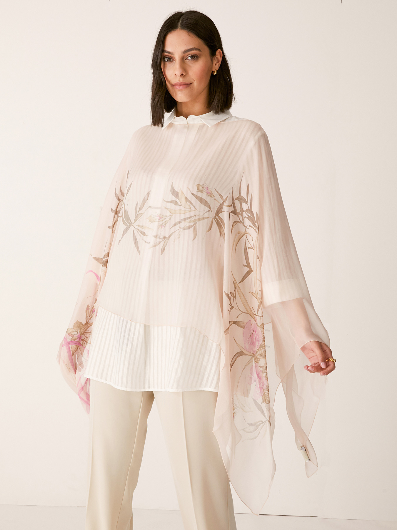 Stola floreale in seta image number 0