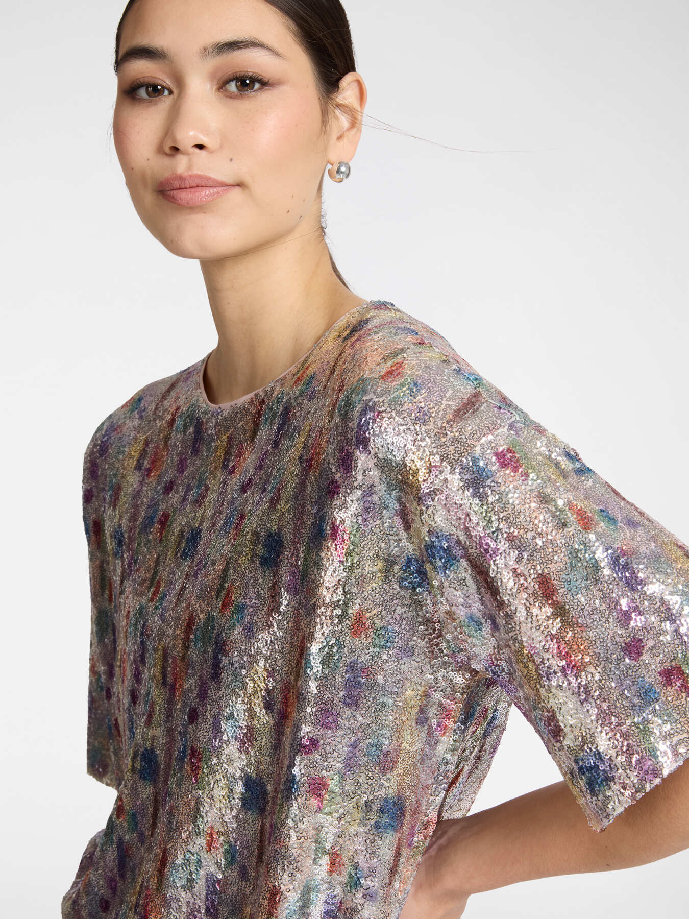 Blusa de tul con lentejuelas image number 3